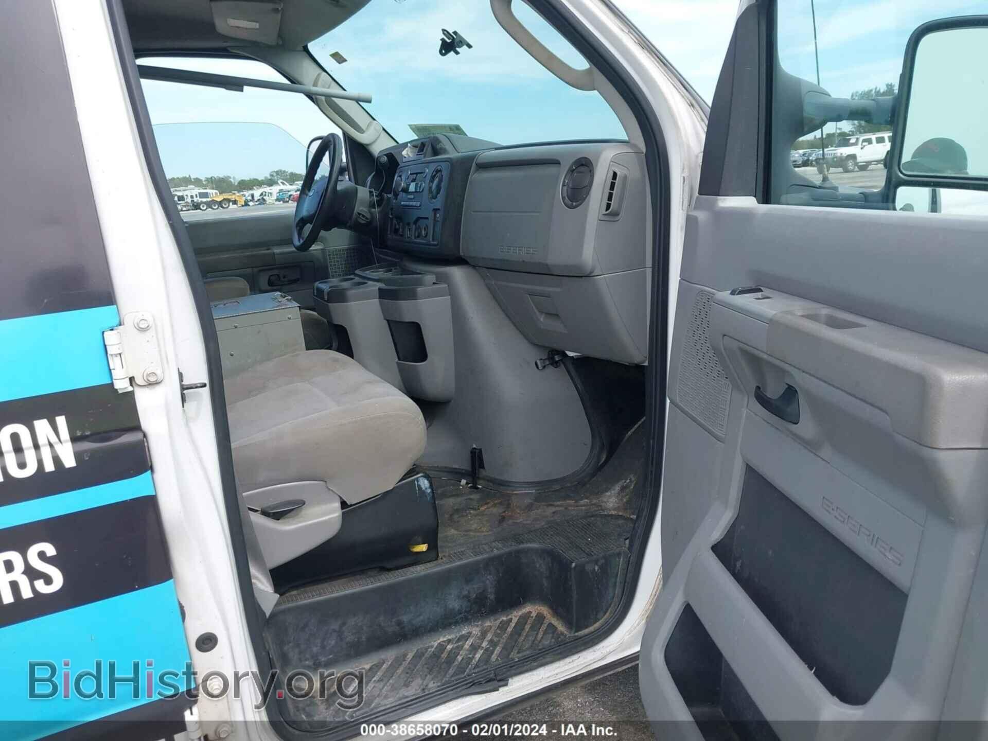2011 FORD E-150 - VIN: 1FTNE1EW2BDB32179 - Фото 5