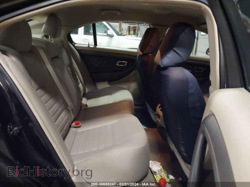 2011 Ford TAURUS (VIN 1FAHP2DW3BG115846) — photo 8 of 11