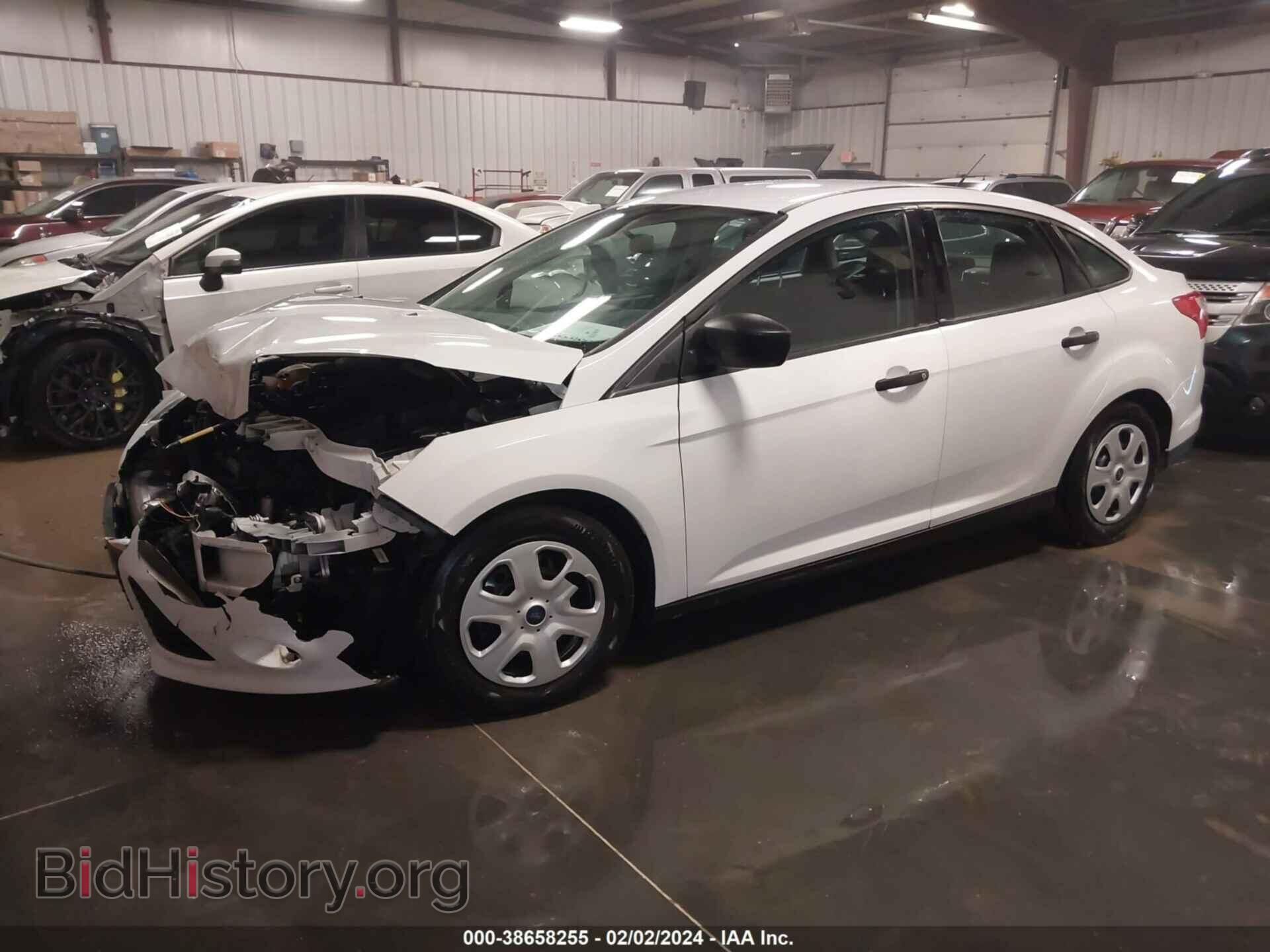 2014 FORD FOCUS - VIN: 1FADP3E23EL302113 - Photo 2