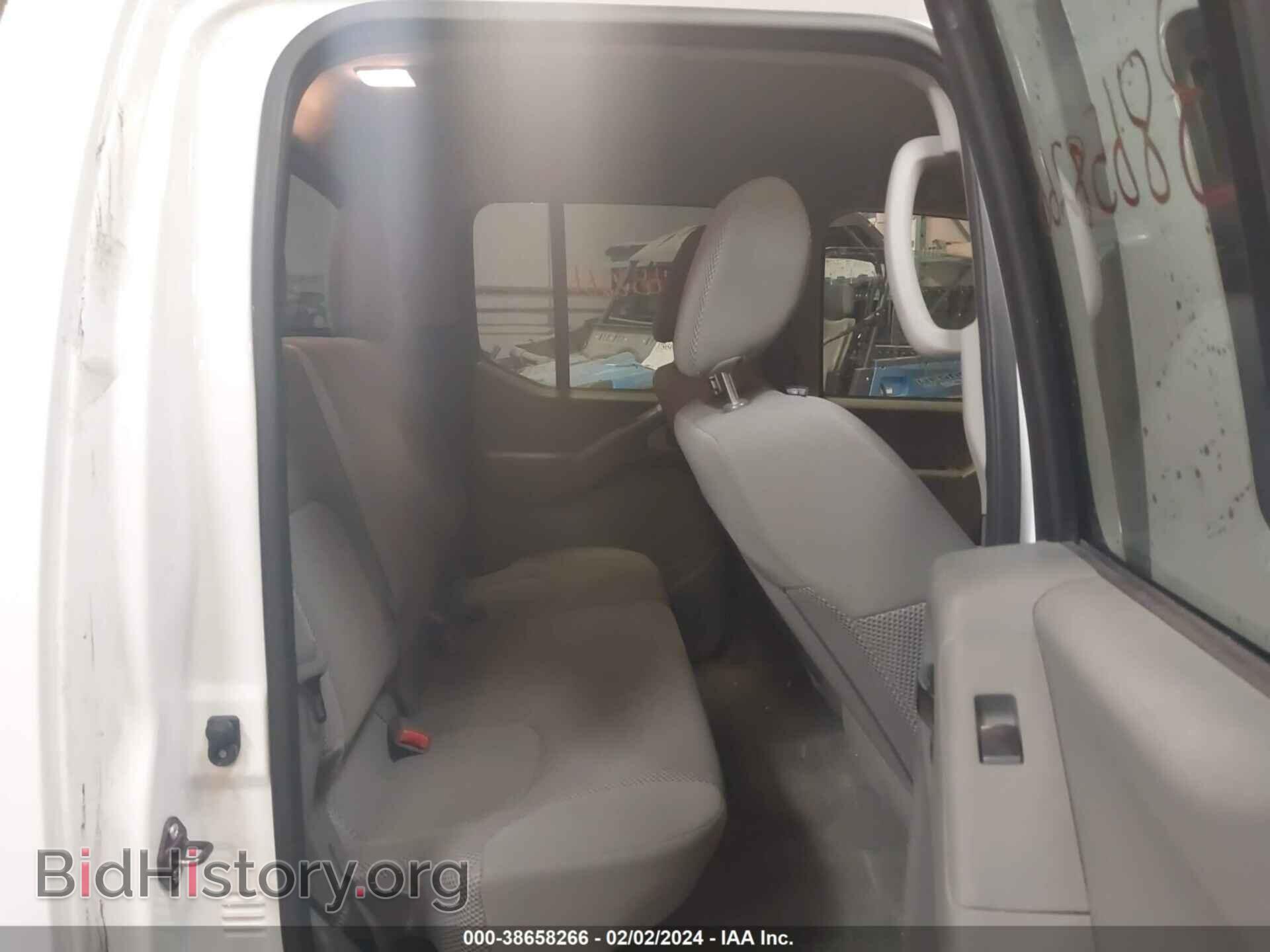 2016 NISSAN FRONTIER - VIN: 1N6AD0EV0GN735861 - Фото 8