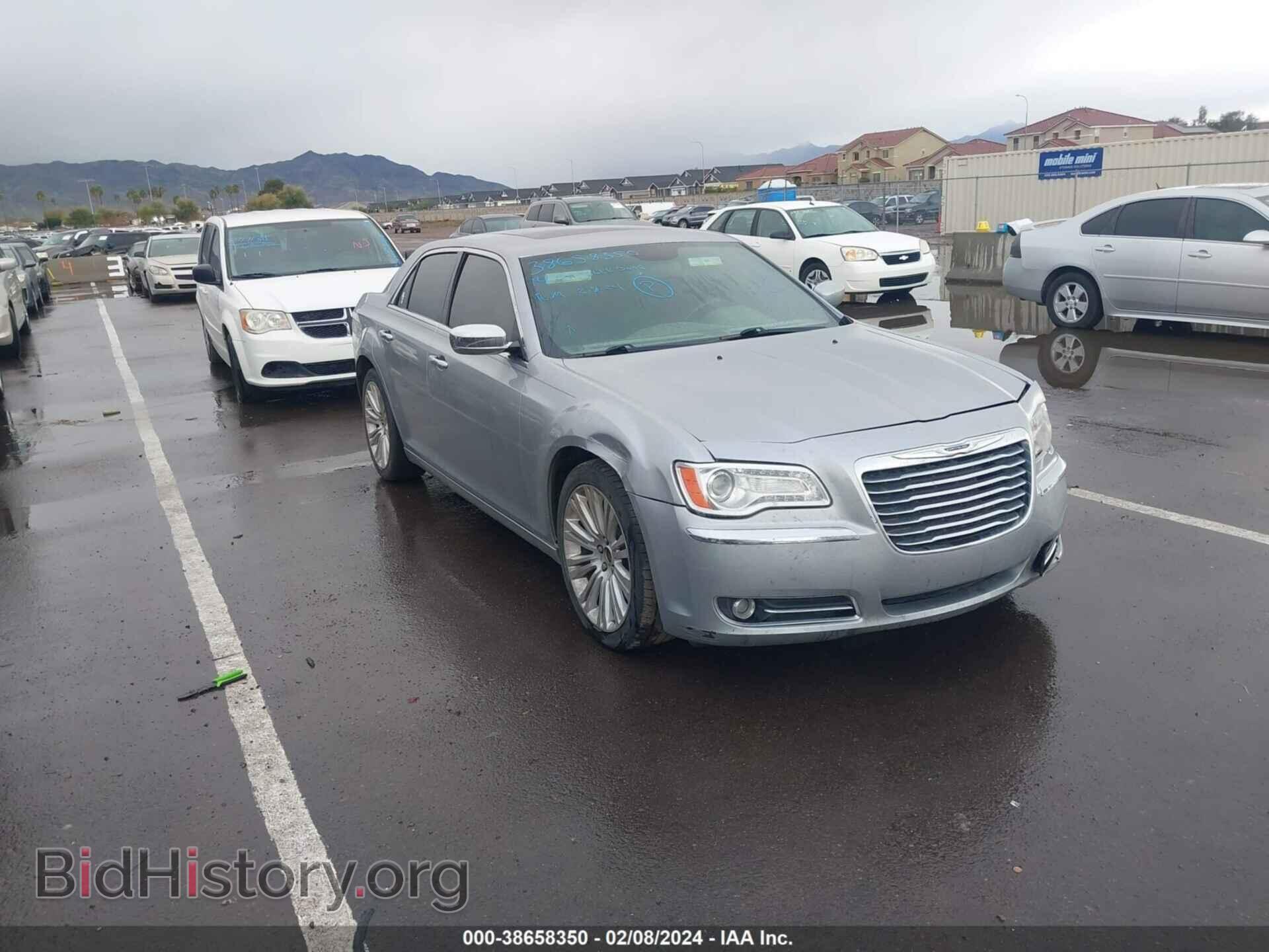 Фотография 2C3CCAET2EH105806 - CHRYSLER 300C 2014