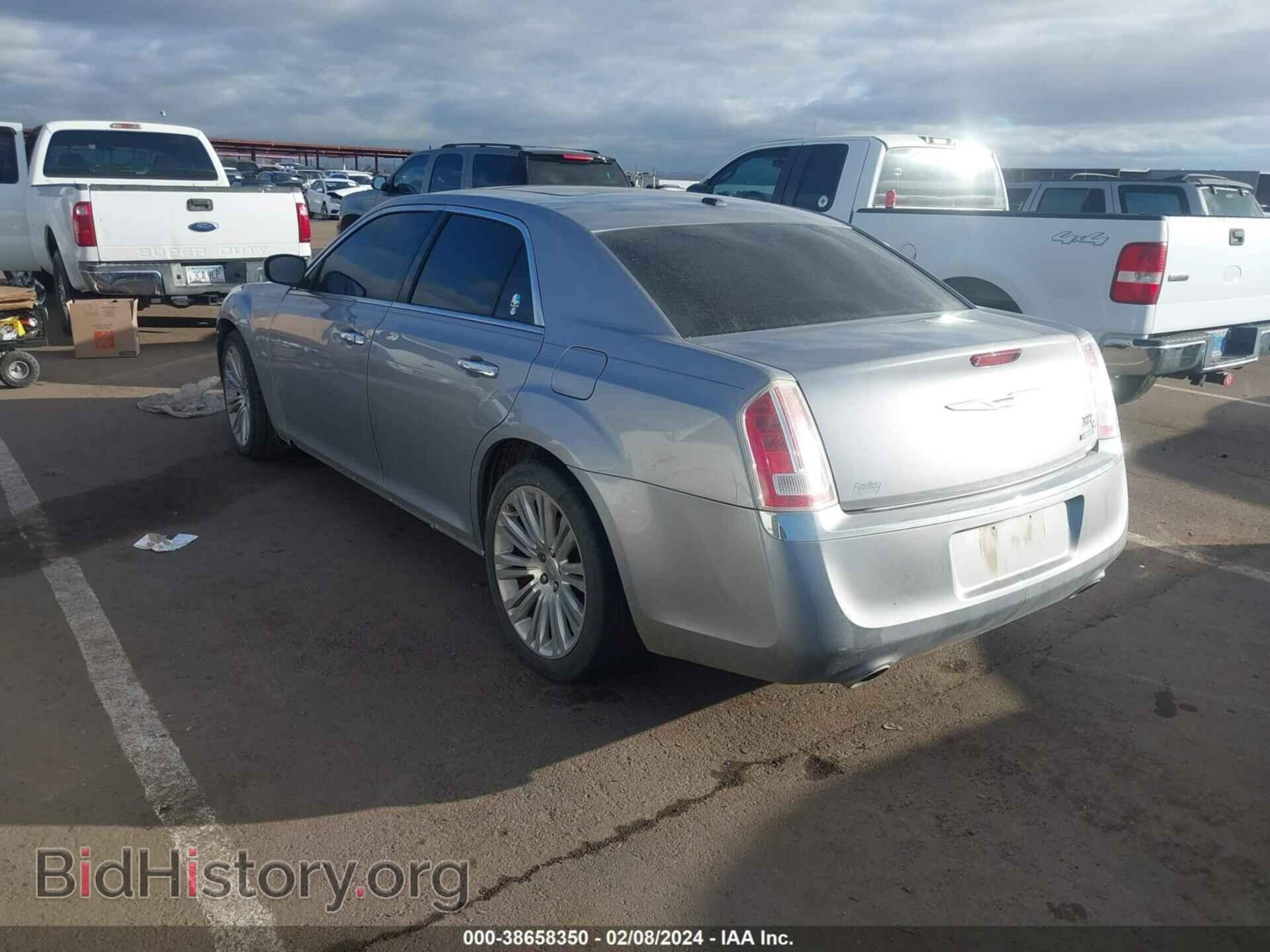 2014 CHRYSLER 300C - VIN: 2C3CCAET2EH105806 - Фото 3