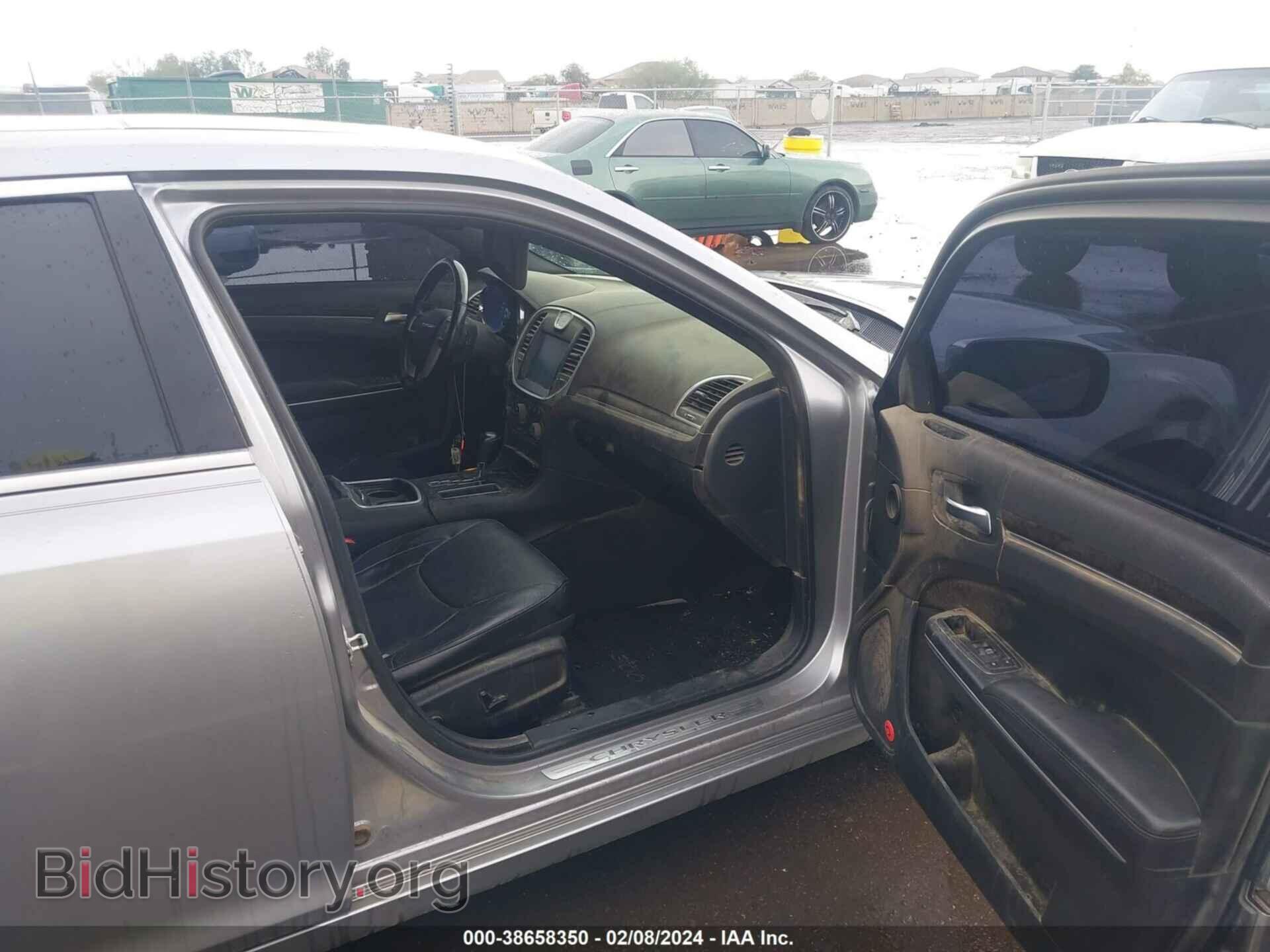 2014 CHRYSLER 300C - VIN: 2C3CCAET2EH105806 - Фото 5