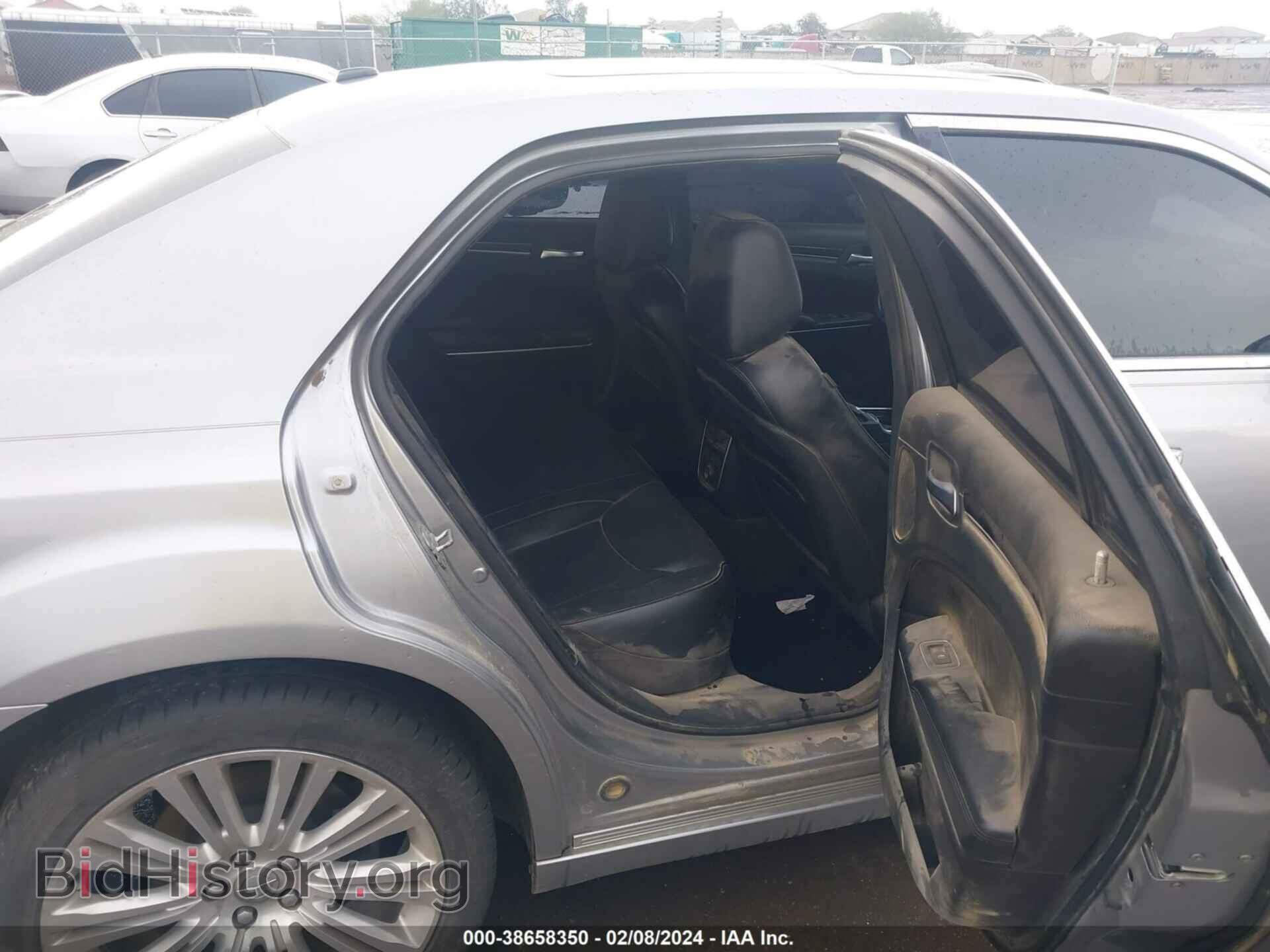 2014 CHRYSLER 300C - VIN: 2C3CCAET2EH105806 - Фото 8