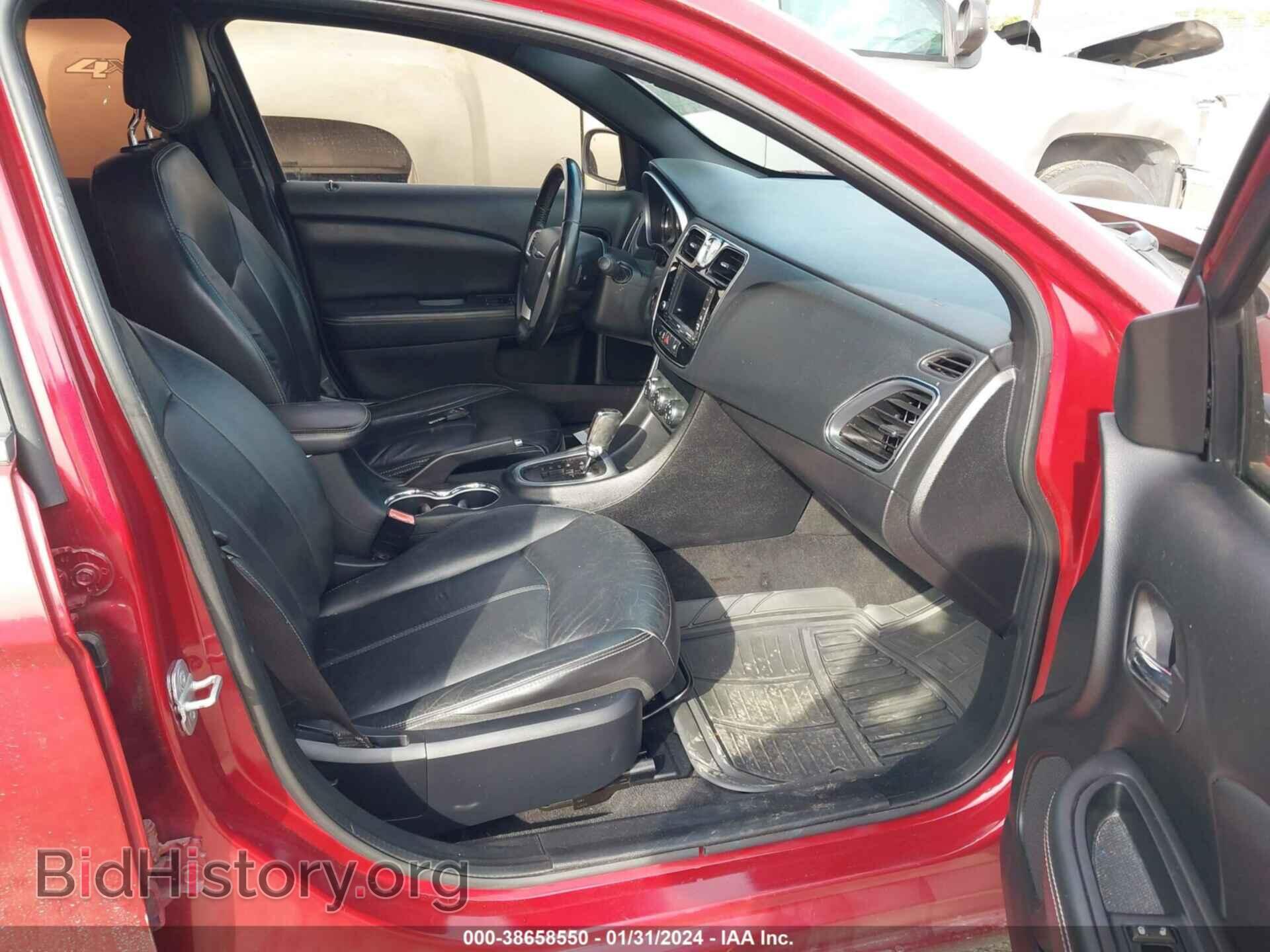 2011 CHRYSLER 200 - VIN: 1C3BC2FB7BN525765 - Фото 5