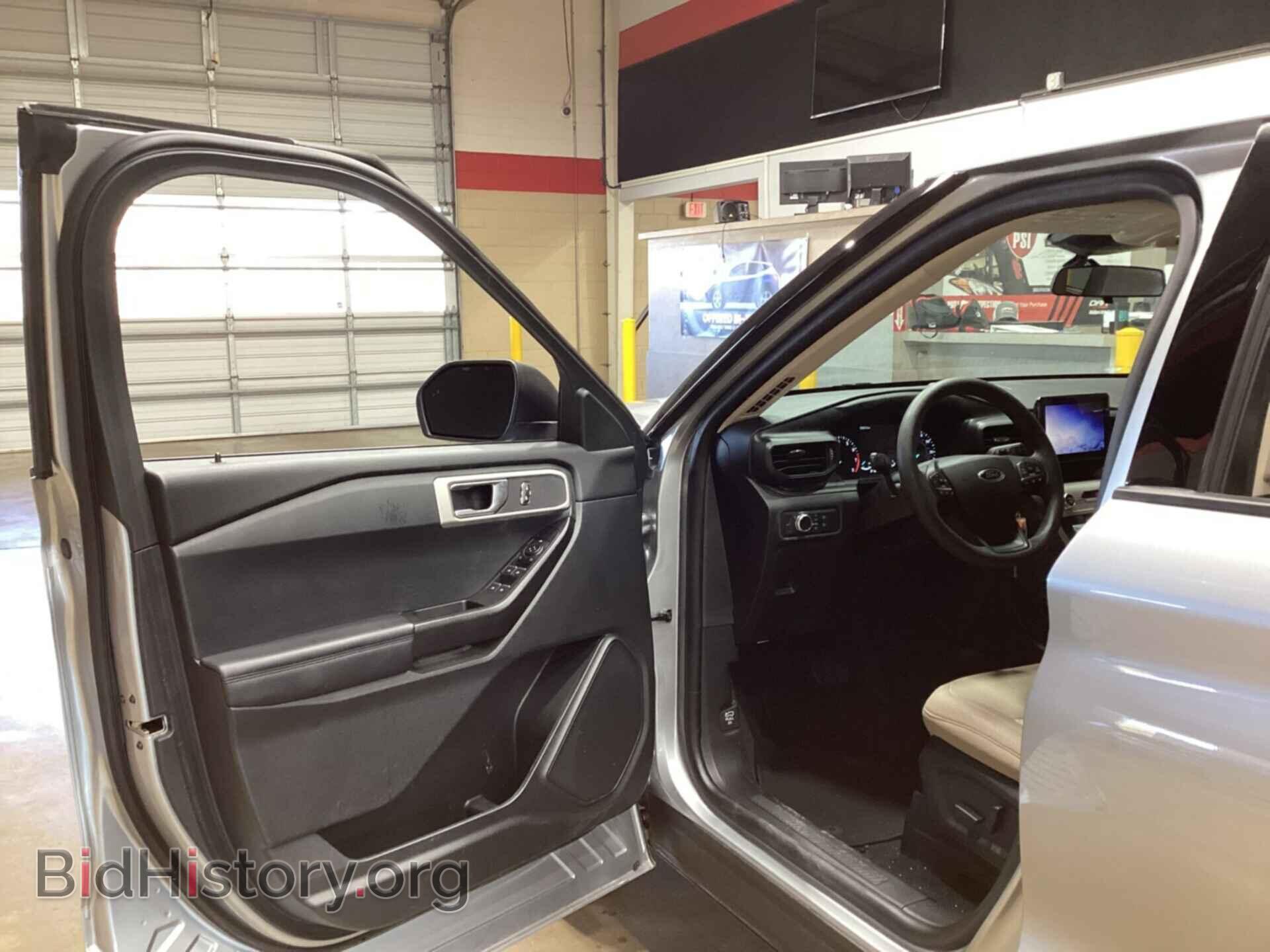 2020 FORD EXPLORER - VIN: 1FMSK8BH3LGC83263 - Photo 2