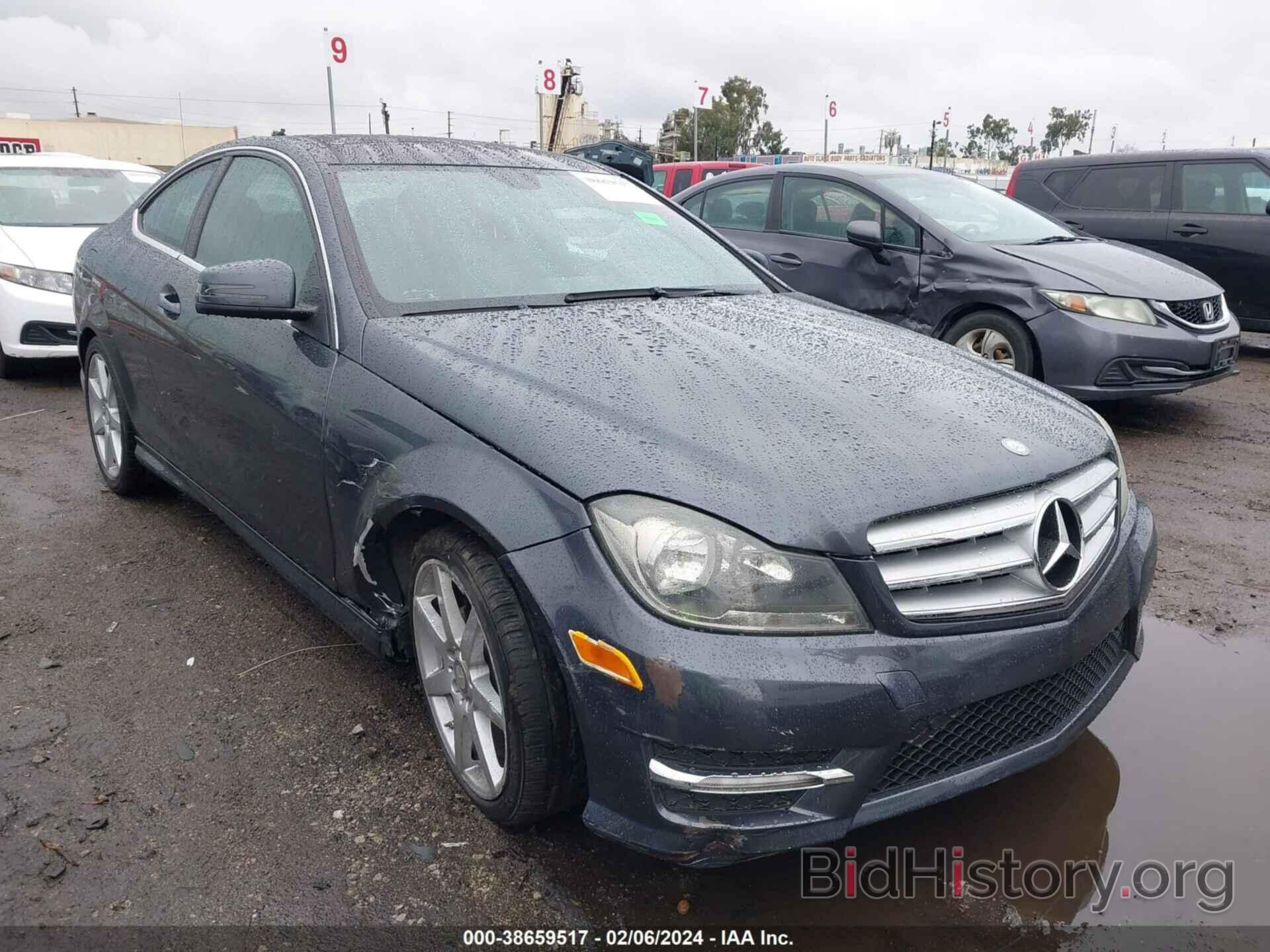 Photo WDDGJ4HB8DF963410 - MERCEDES-BENZ C 250 2013