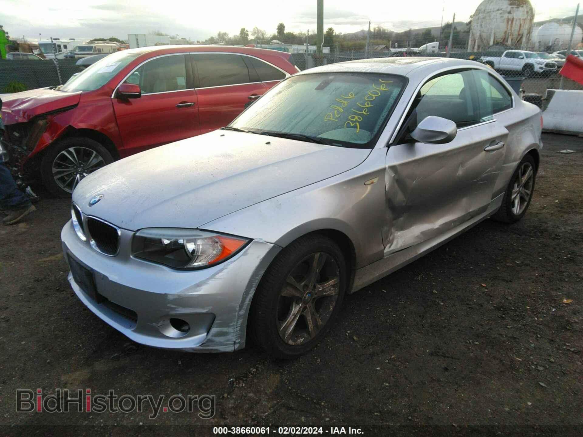2012 BMW 128I - VIN: WBAUP9C5XCVL91929 - Фото 2