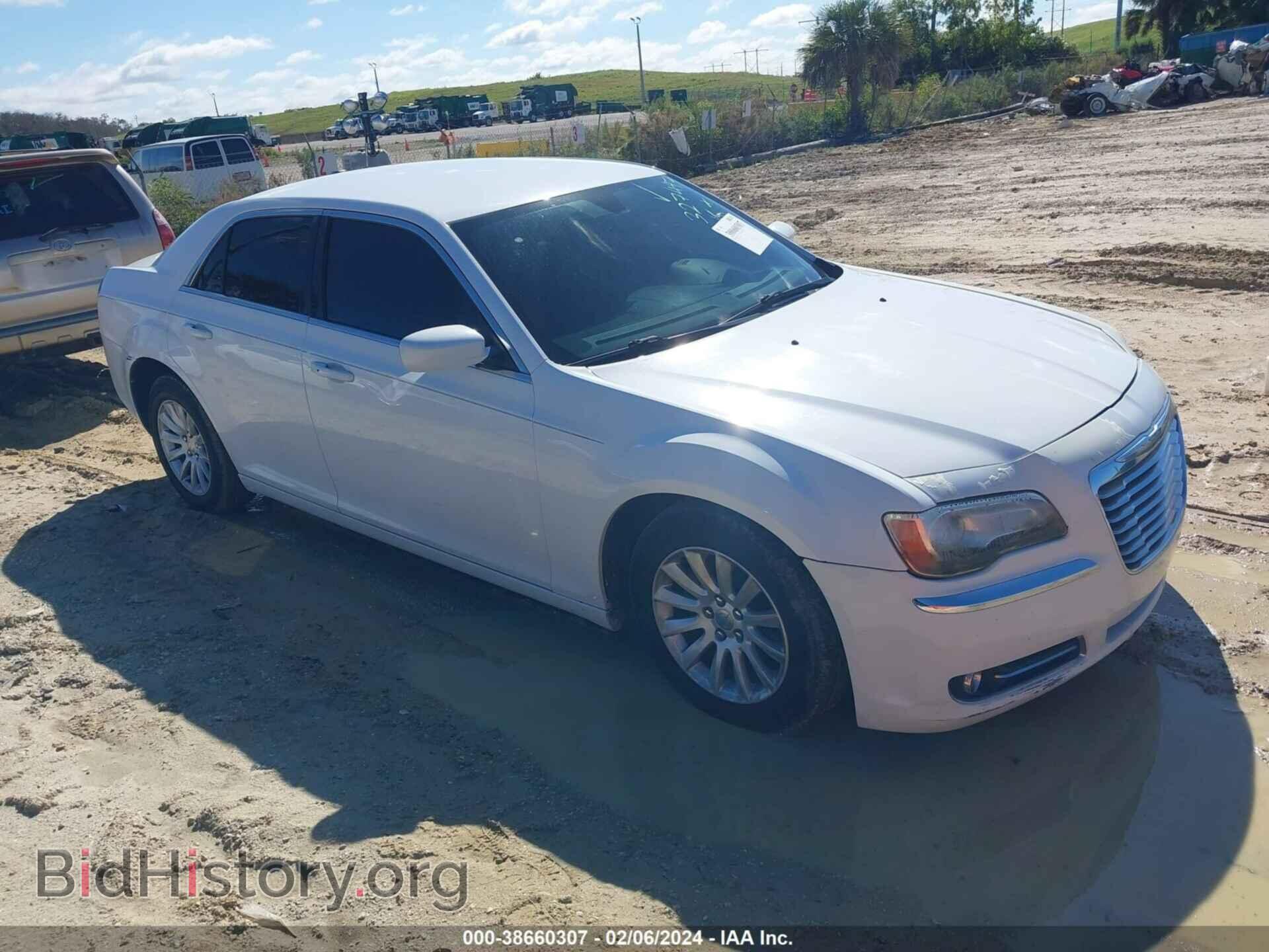 Фотография 2C3CCAAG2EH327447 - CHRYSLER 300 2014