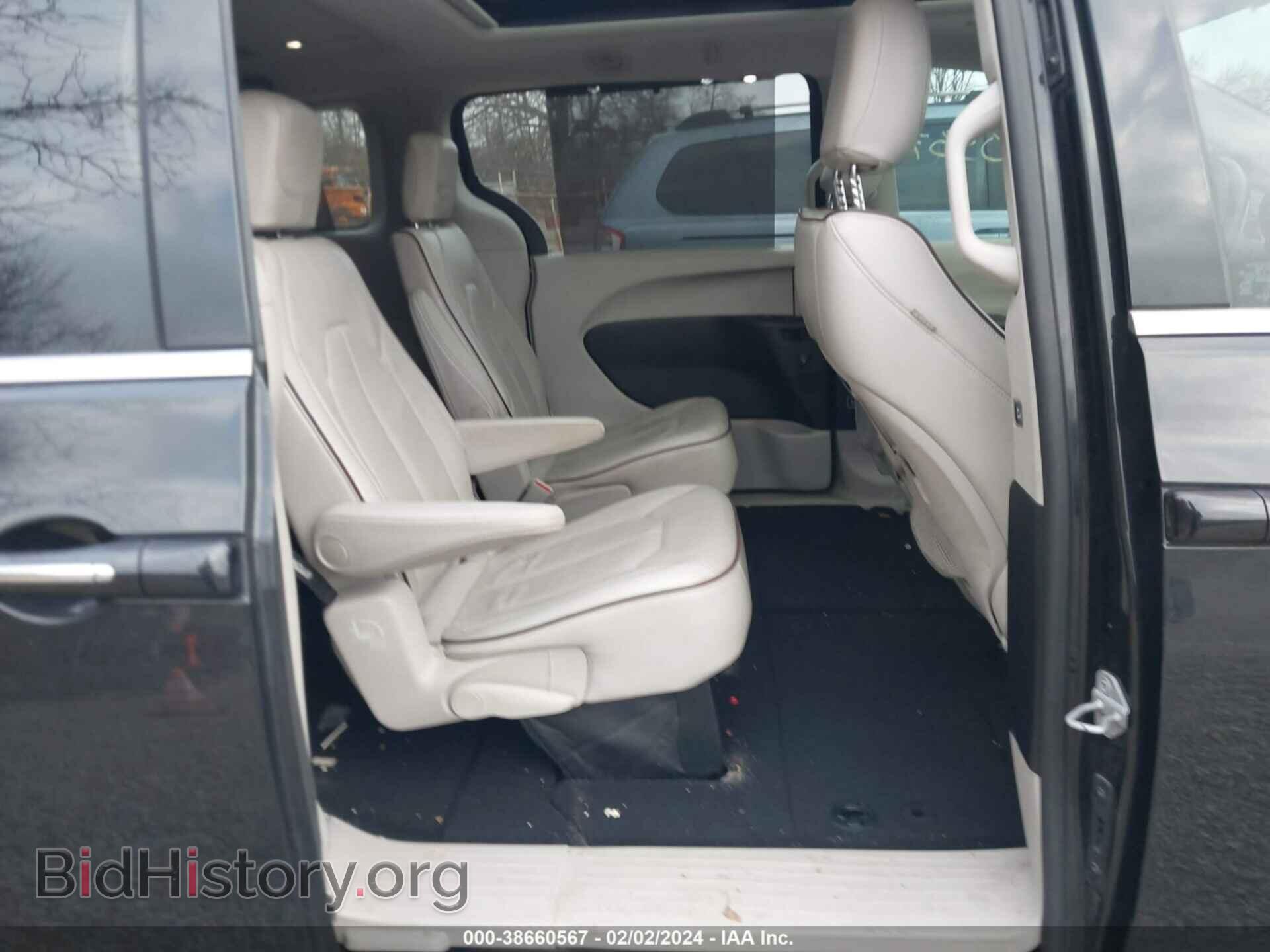 2017 CHRYSLER PACIFICA - VIN: 2C4RC1GG2HR504655 - Photo 8