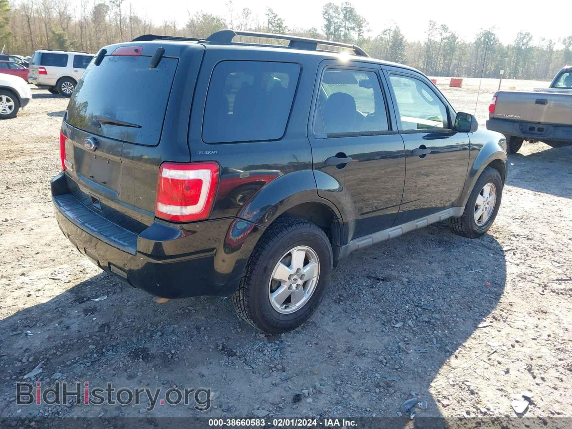 2011 FORD ESCAPE - VIN: 1FMCU0D77BKB70528 - Фото 4