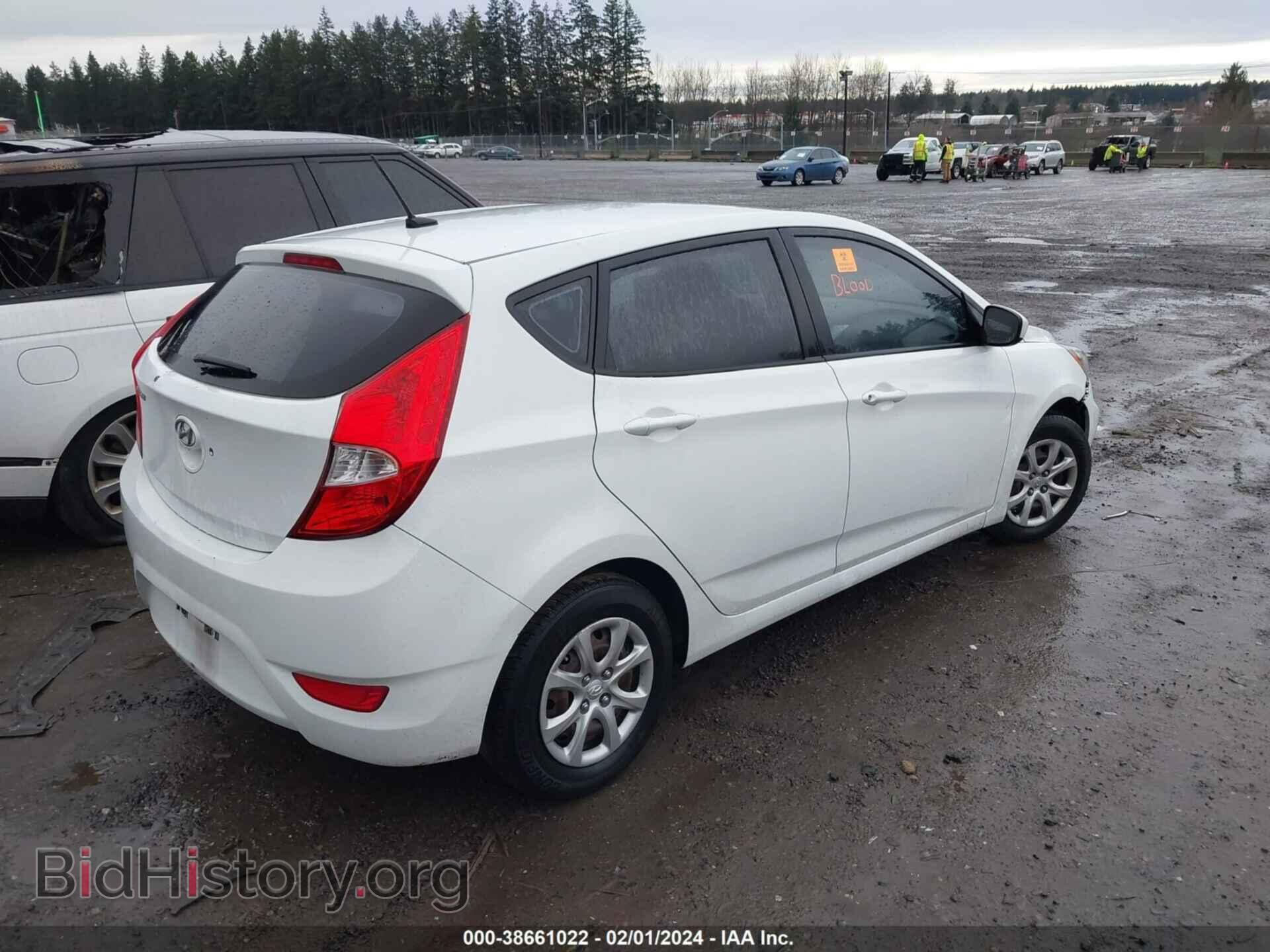 2014 HYUNDAI ACCENT - VIN: KMHCT5AE0EU145143 - Фото 4