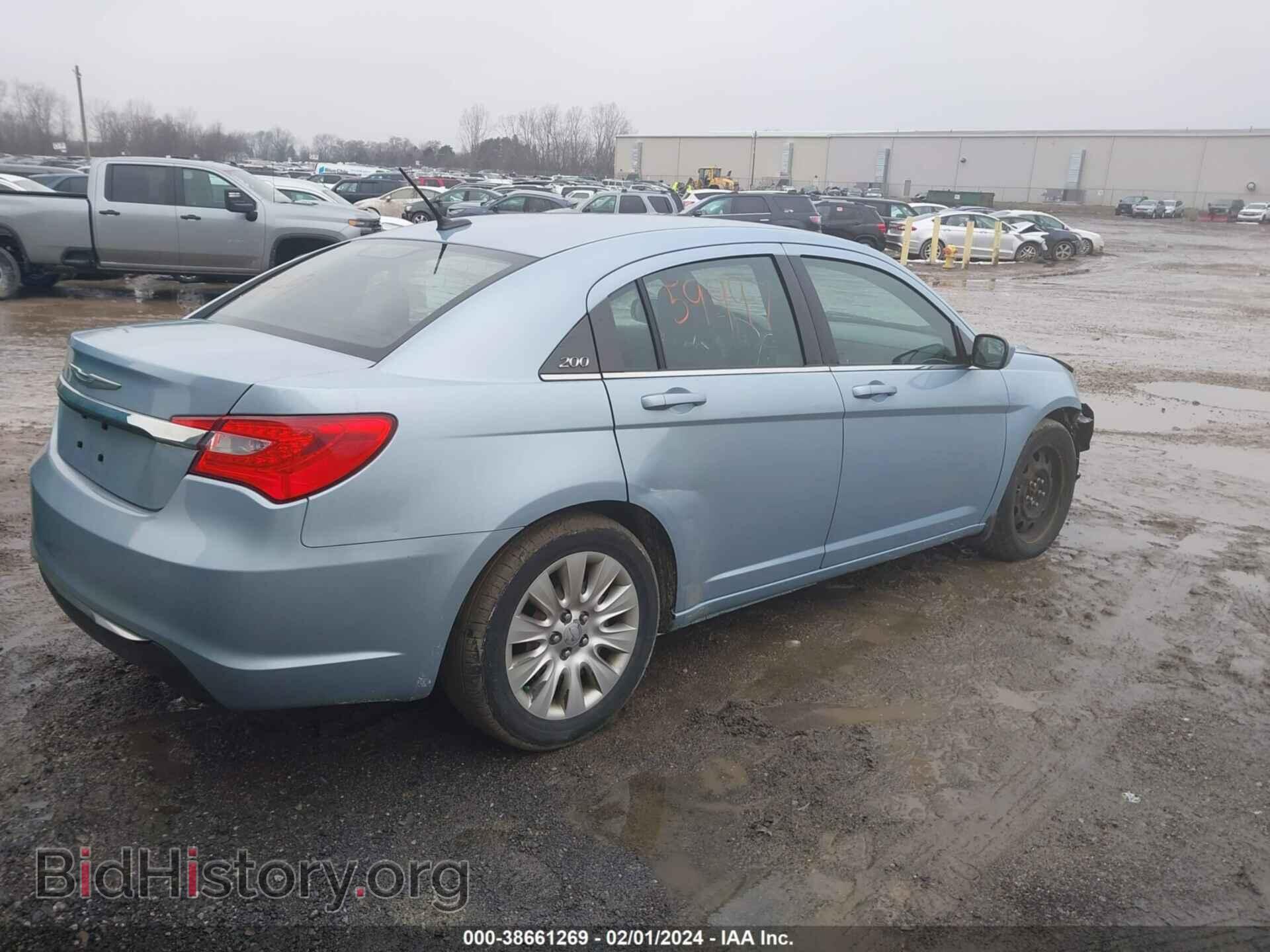 2013 CHRYSLER 200 - VIN: 1C3CCBAG8DN722163 - Фото 4