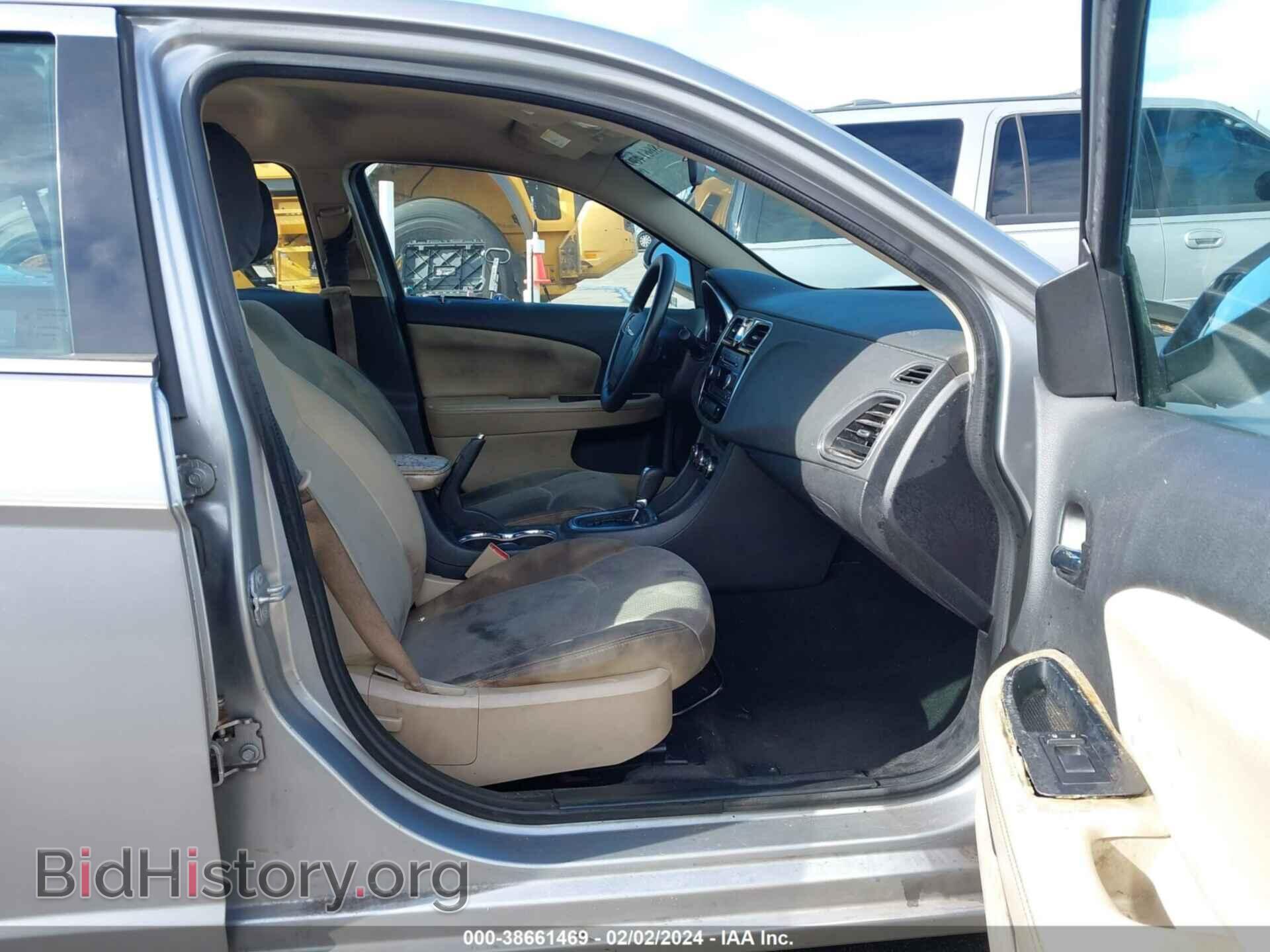 2014 CHRYSLER 200 - VIN: 1C3CCBAB1EN140962 - Фото 5
