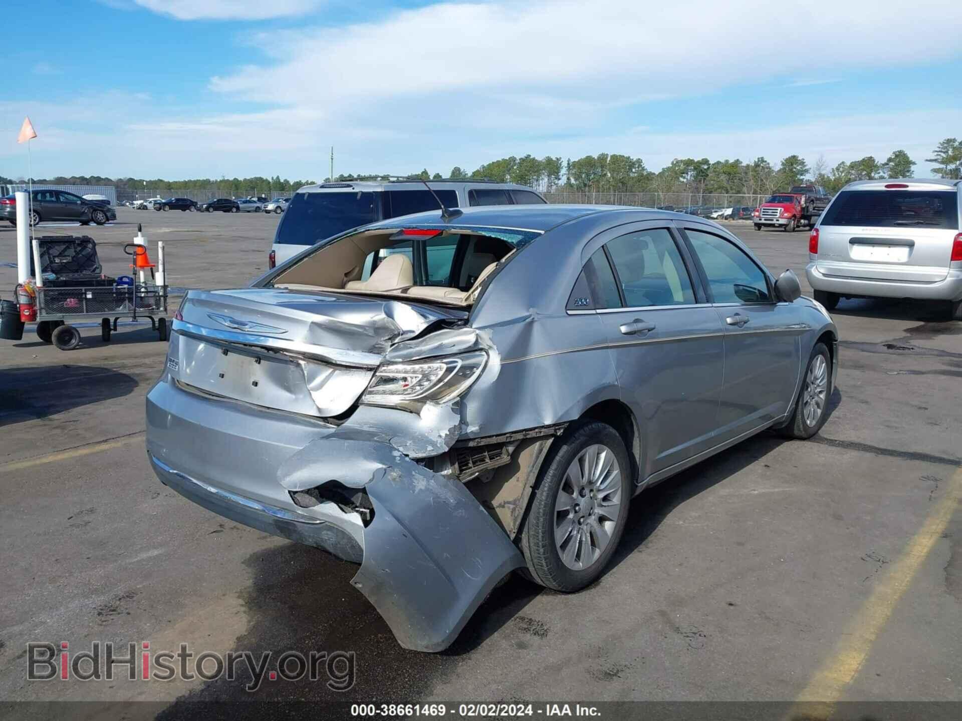 2014 CHRYSLER 200 - VIN: 1C3CCBAB1EN140962 - Фото 6