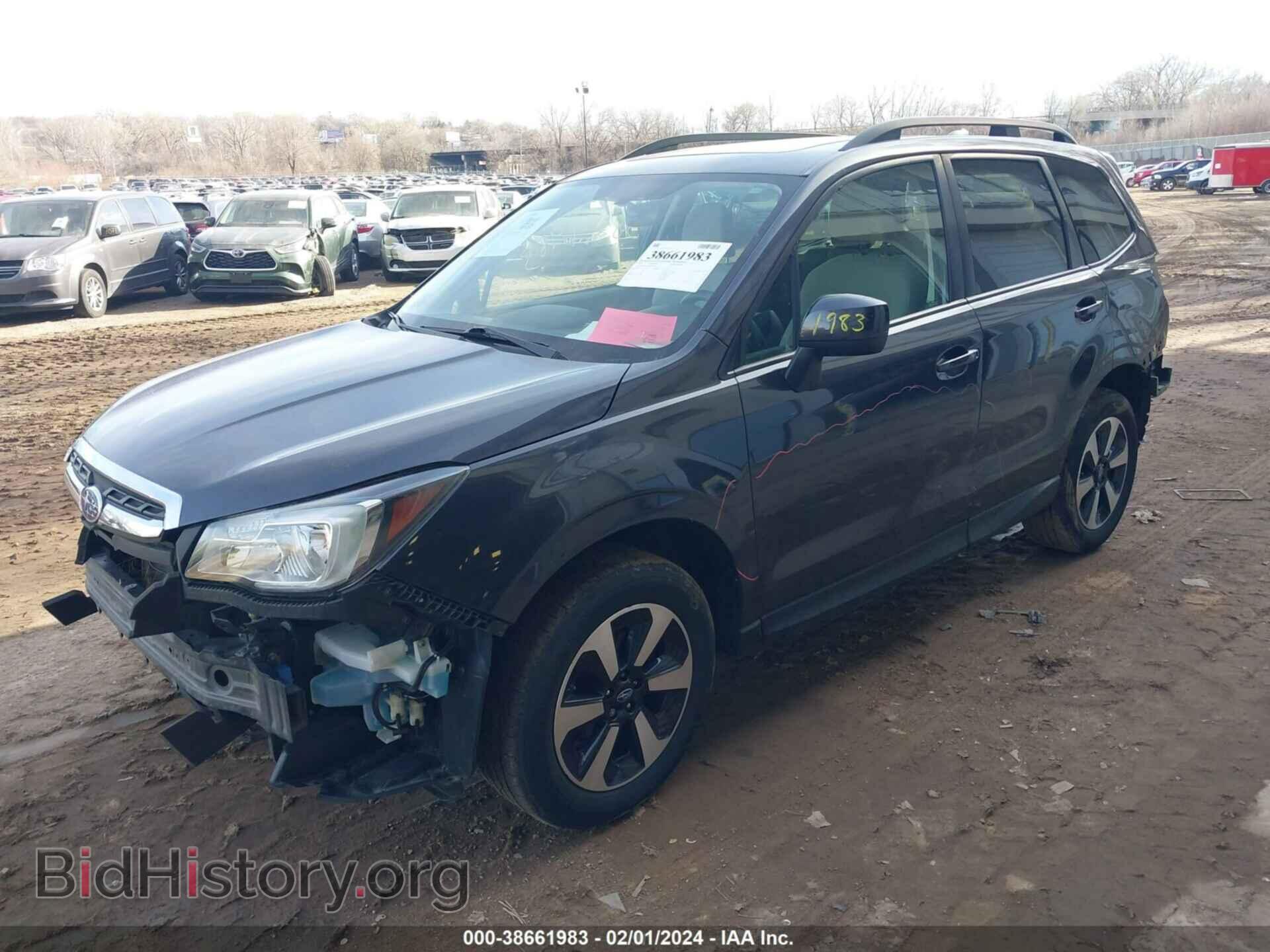 2017 SUBARU FORESTER - VIN: JF2SJAEC5HH463796 - Фото 2