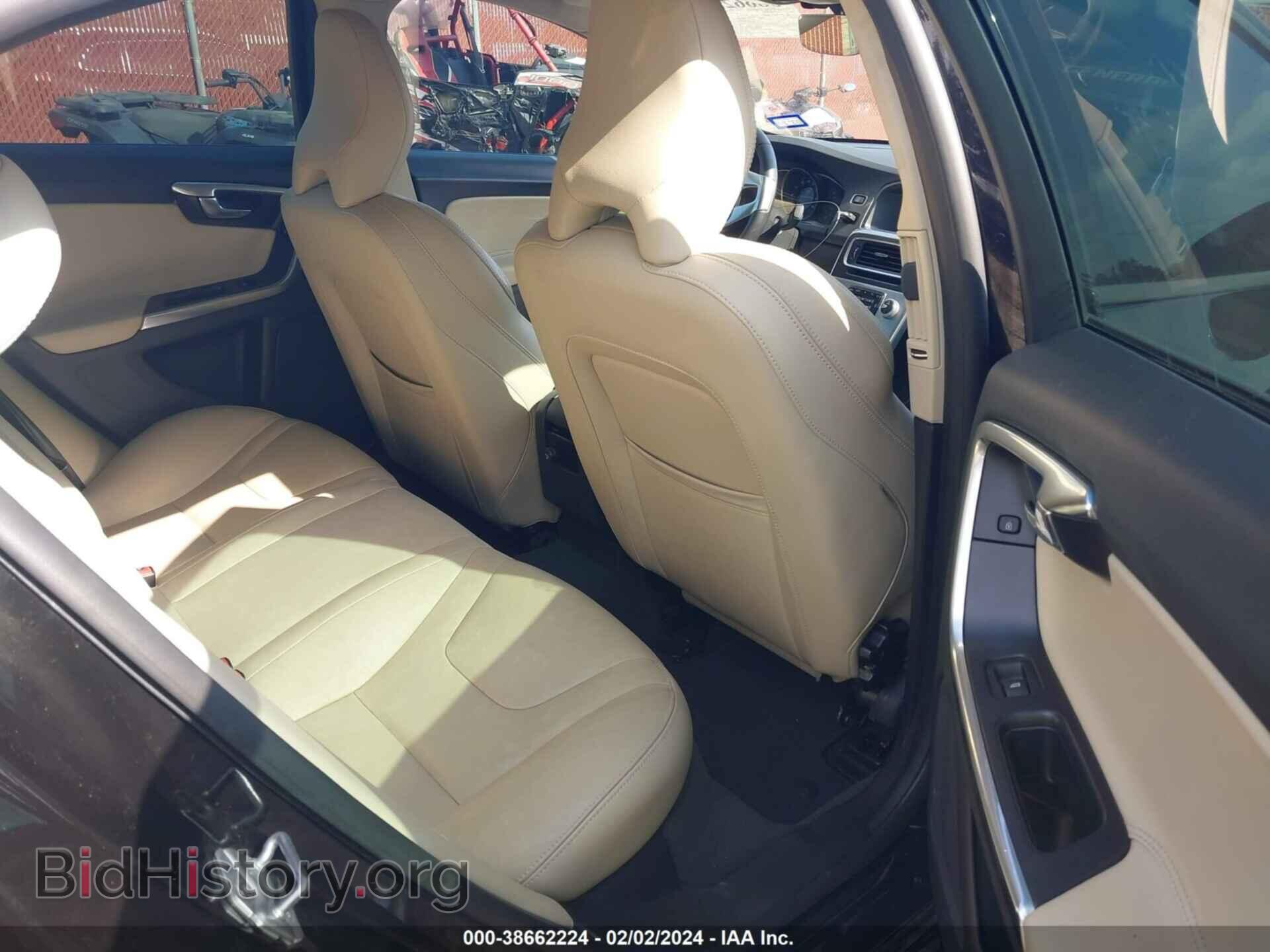 2017 VOLVO S60 - VIN: YV126MFL8H2434399 - Фото 8