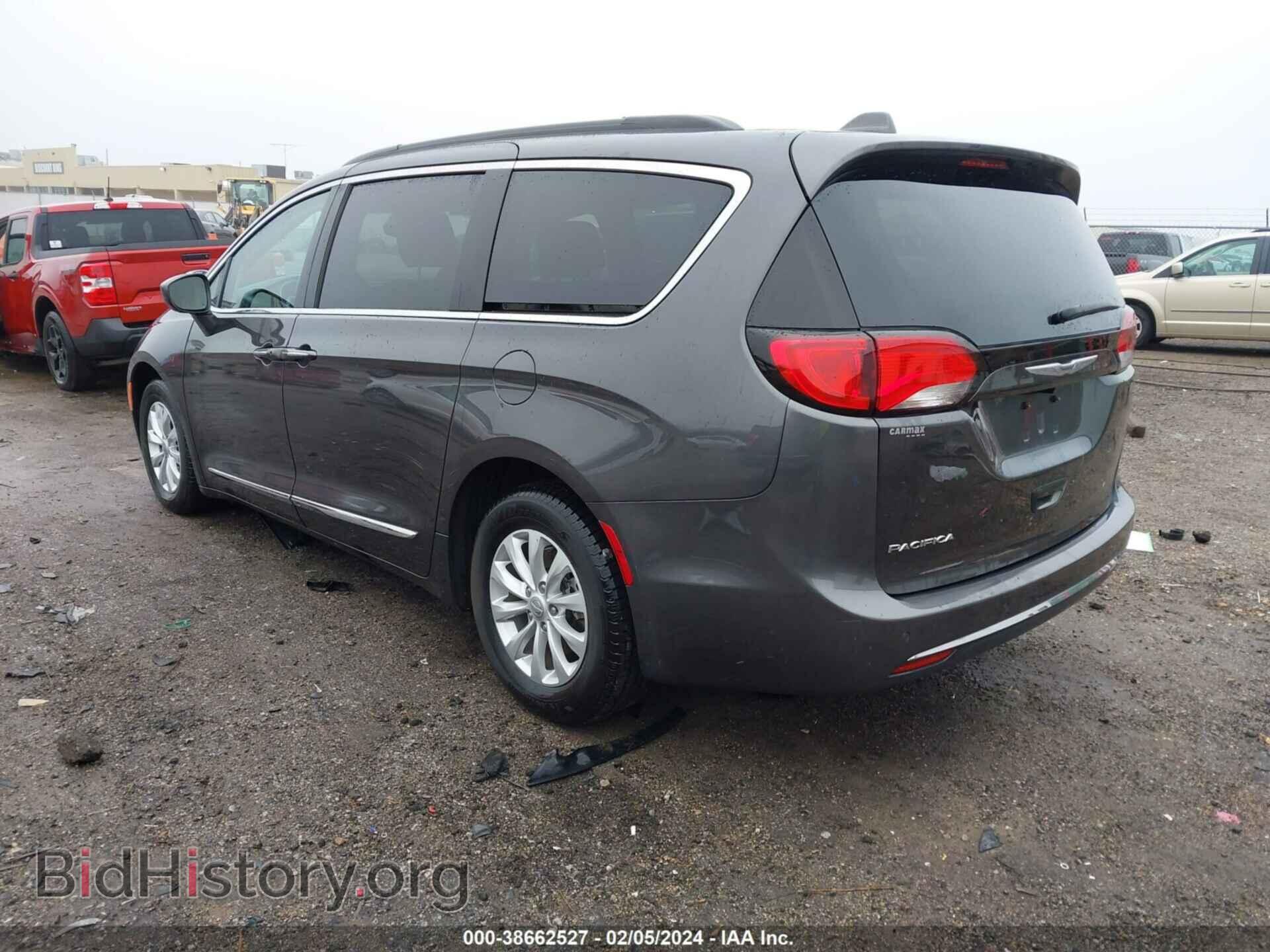 2017 CHRYSLER PACIFICA - VIN: 2C4RC1BG1HR677736 - Фото 3