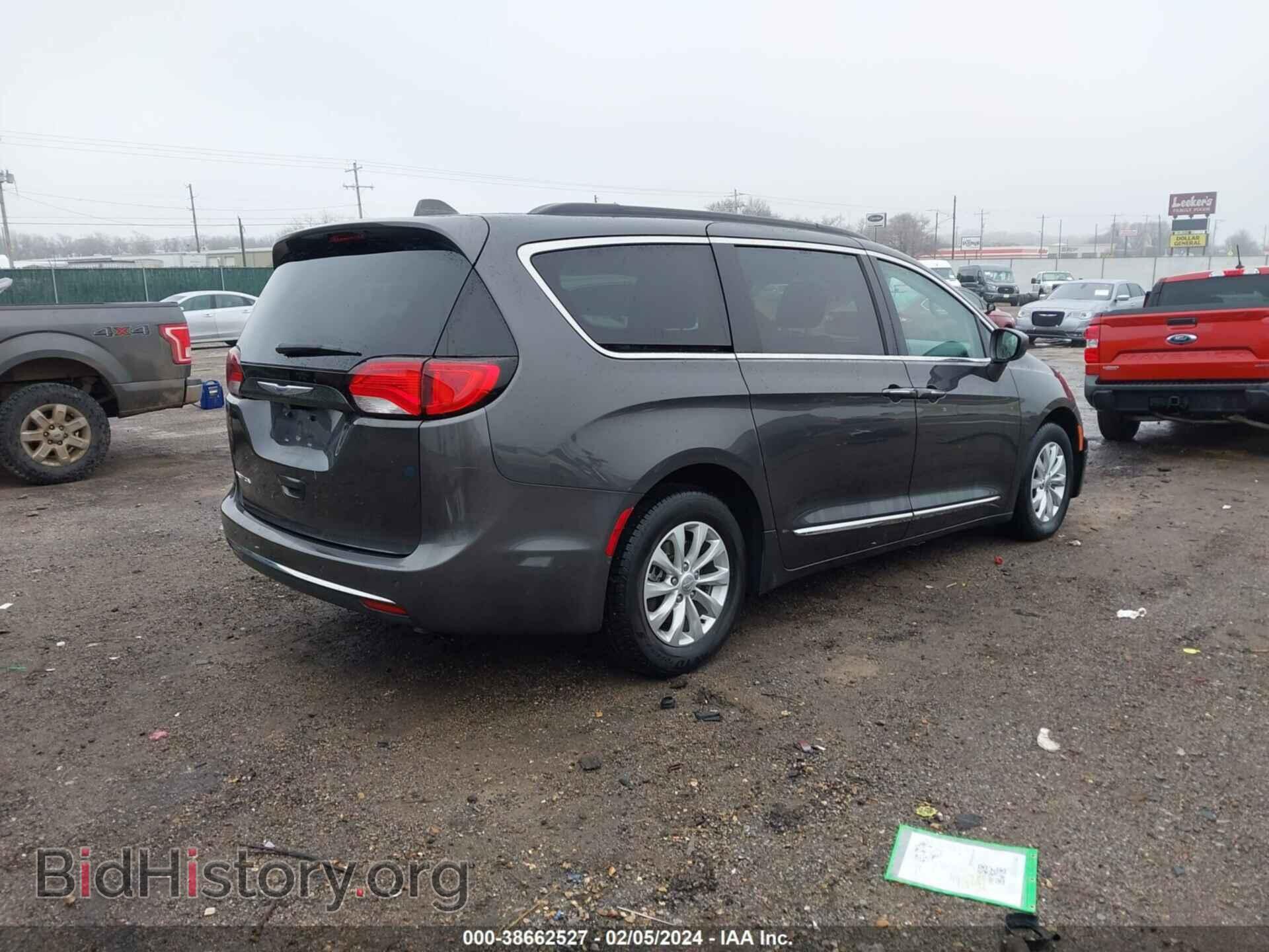 2017 CHRYSLER PACIFICA - VIN: 2C4RC1BG1HR677736 - Фото 4