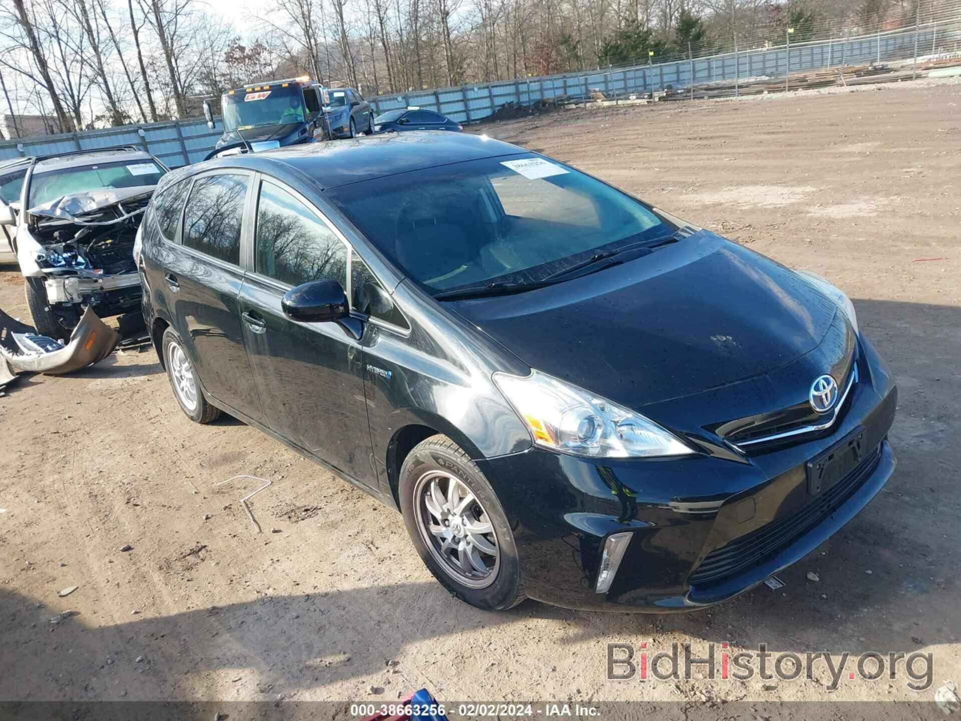 Photo JTDZN3EU6EJ005615 - TOYOTA PRIUS V 2014