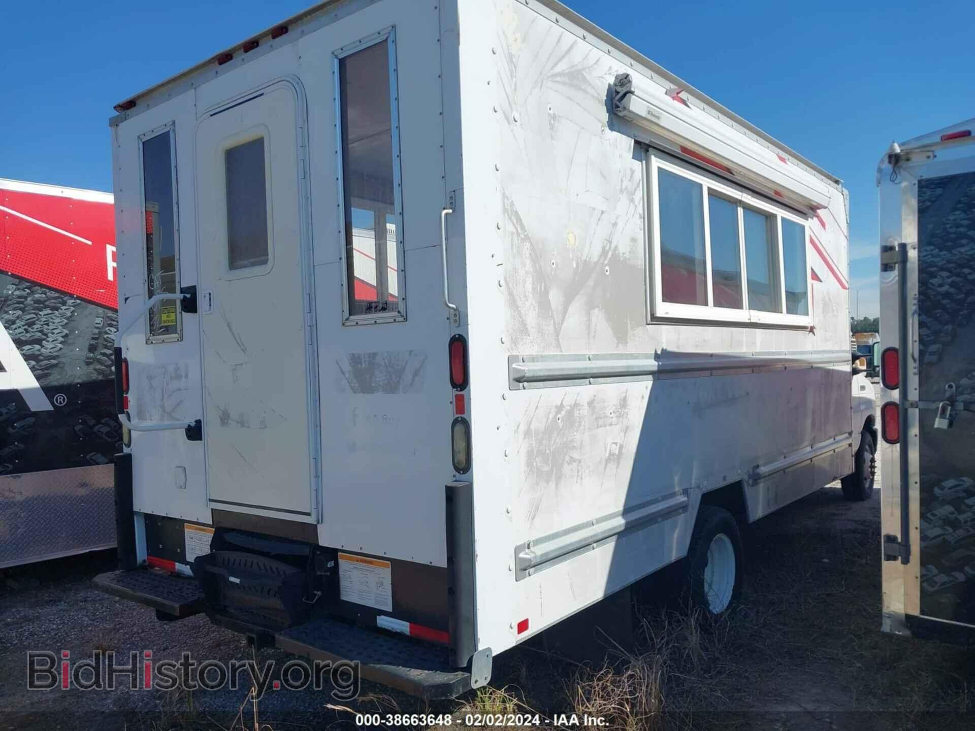 2012 FORD E-350 CUTAWAY - VIN: 1FDWE3FS8CDA34576 - Фото 4
