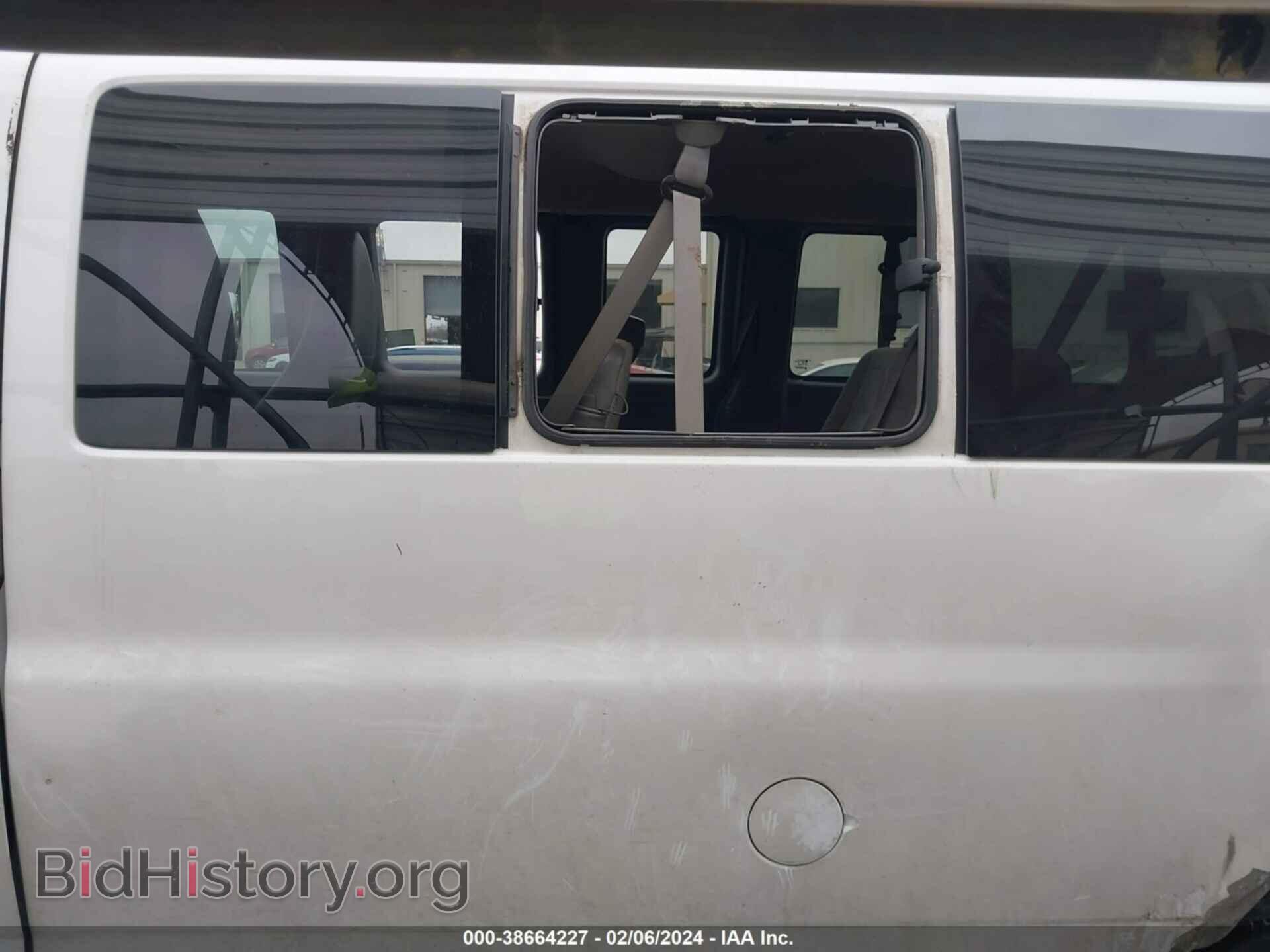 2014 CHEVROLET EXPRESS 3500 - VIN: 1GAZG1FG4E1166612 - Фото 13