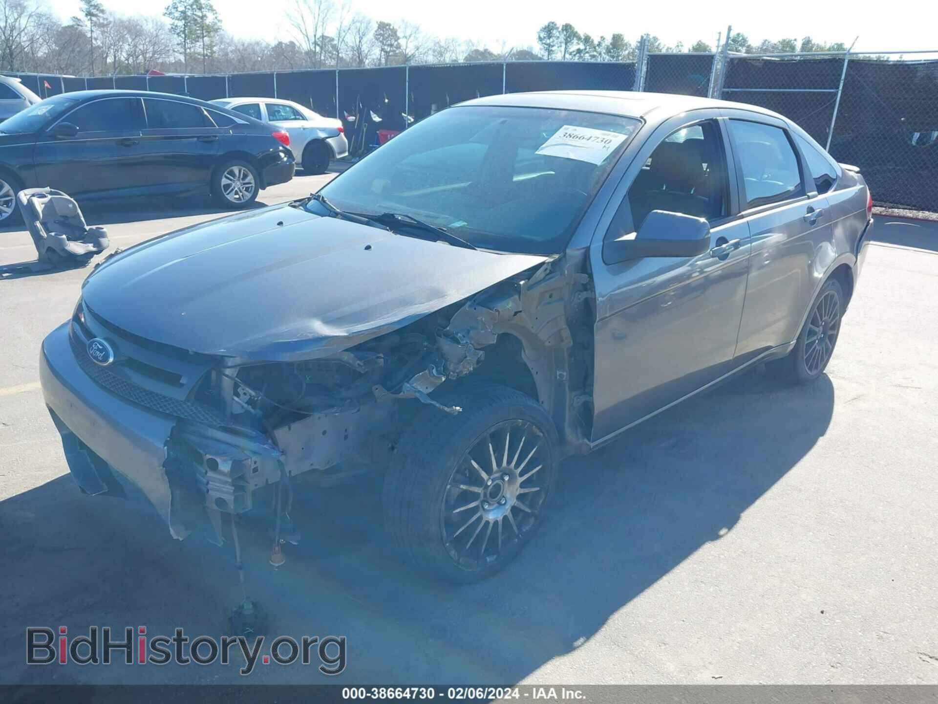 2011 FORD FOCUS - VIN: 1FAHP3GN4BW160275 - Photo 2