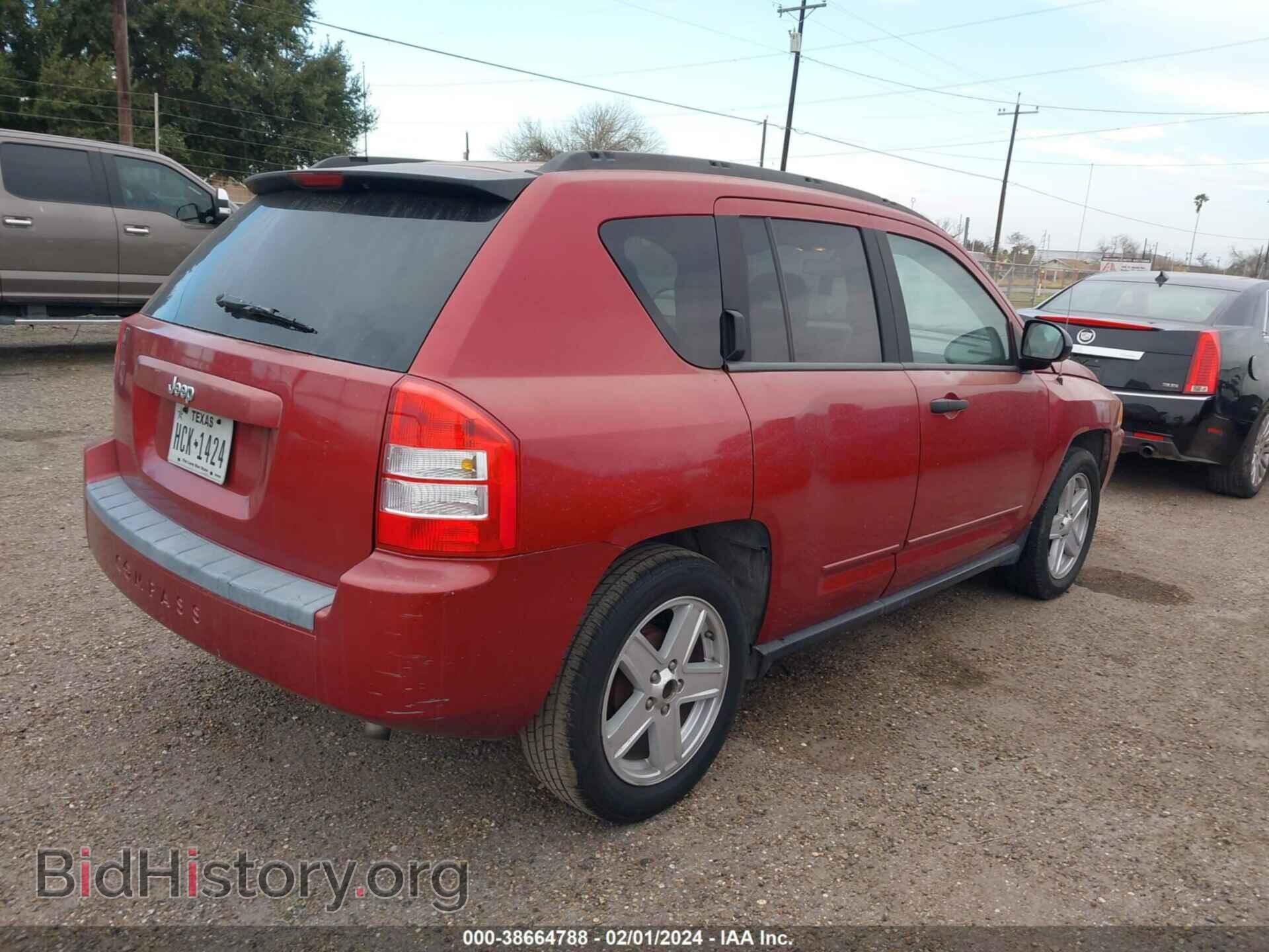 2008 JEEP COMPASS - VIN: 1J8FT47W48D788068 - Фото 4