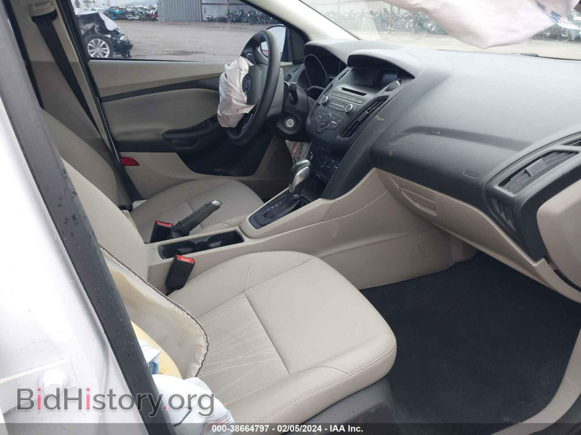 2016 FORD FOCUS - VIN: 1FADP3F27GL268128 - Photo 5