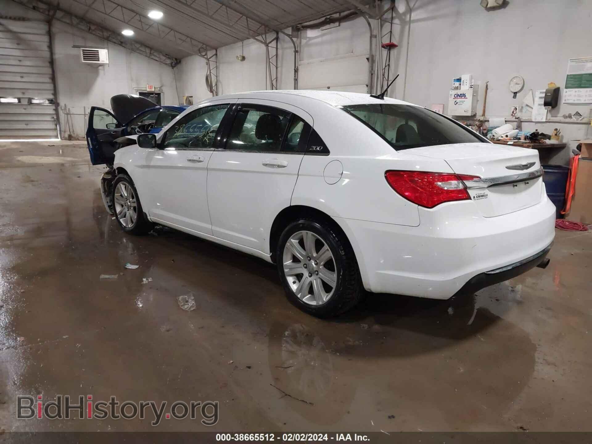 2012 CHRYSLER 200 - VIN: 1C3CCBBB4CN175359 - Фото 3