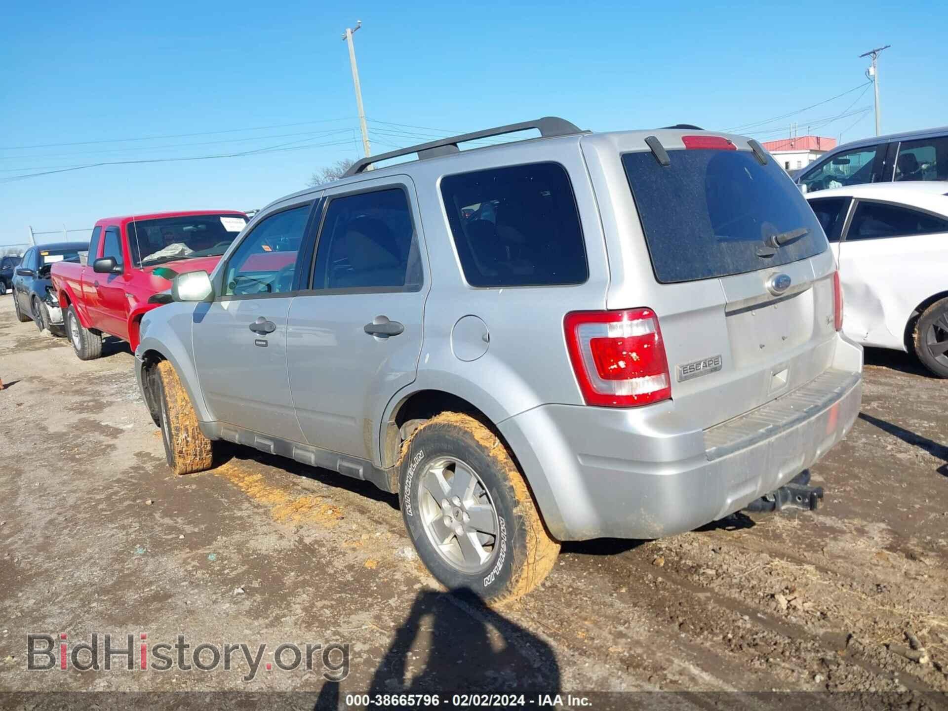 2011 FORD ESCAPE - VIN: 1FMCU9DG5BKC53587 - Фото 3