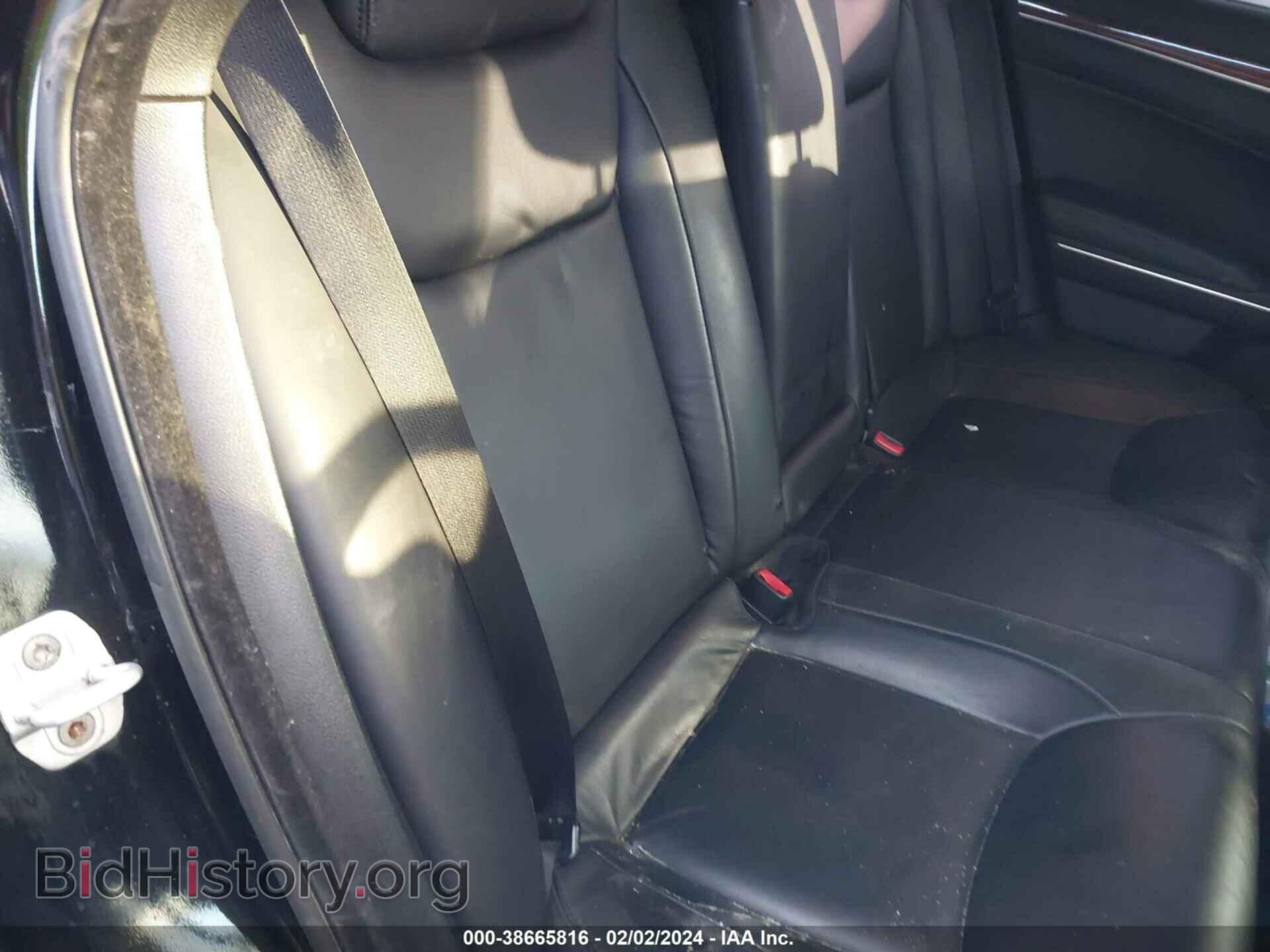 2012 CHRYSLER 300 - VIN: 2C3CCACG0CH154960 - Фото 8