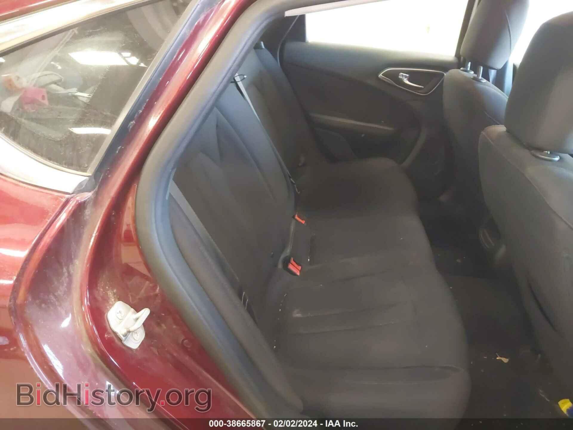 2015 CHRYSLER 200 - VIN: 1C3CCCAB5FN573336 - Фото 8
