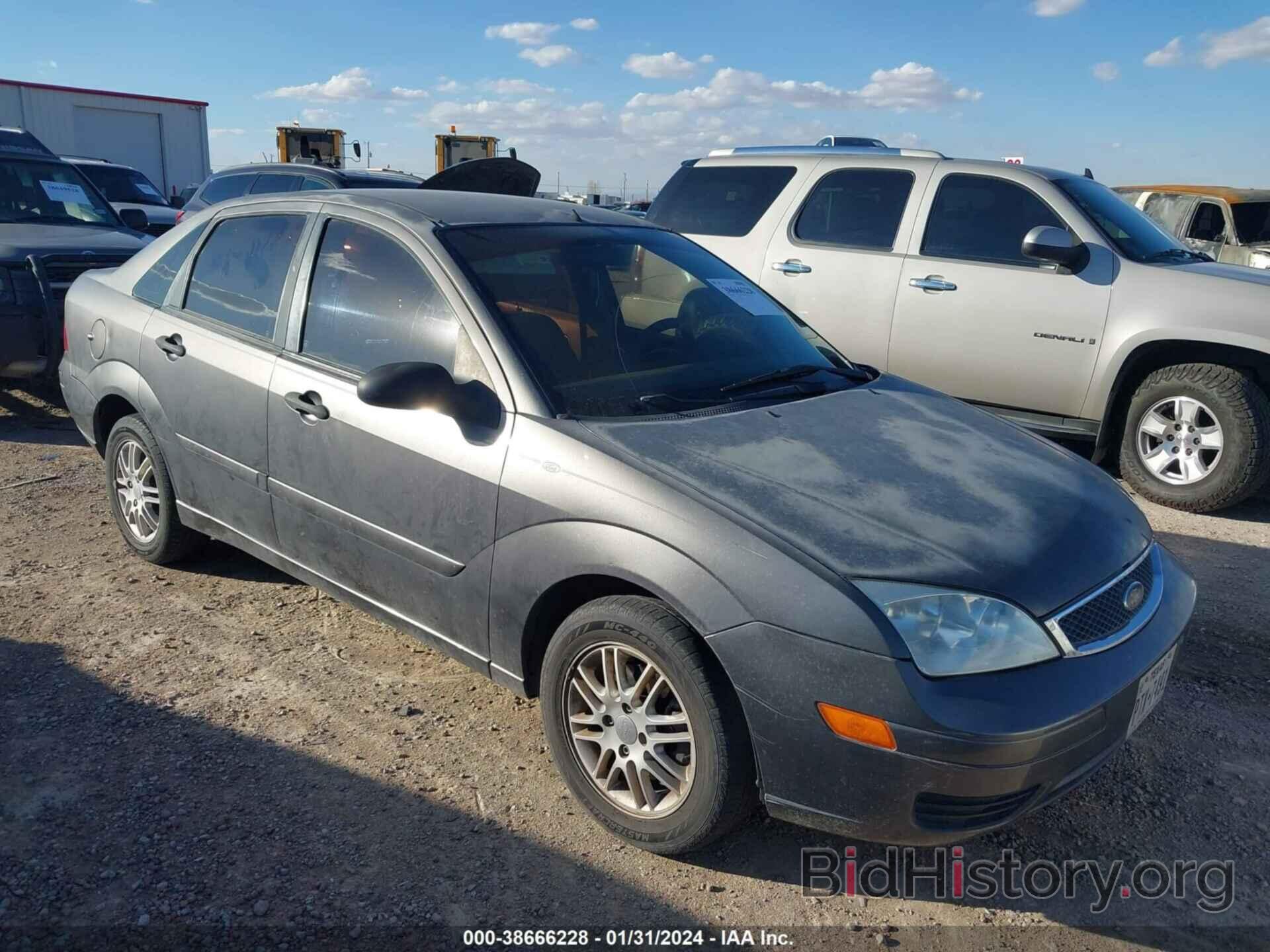 Photo 1FAFP34N47W284355 - FORD FOCUS 2007