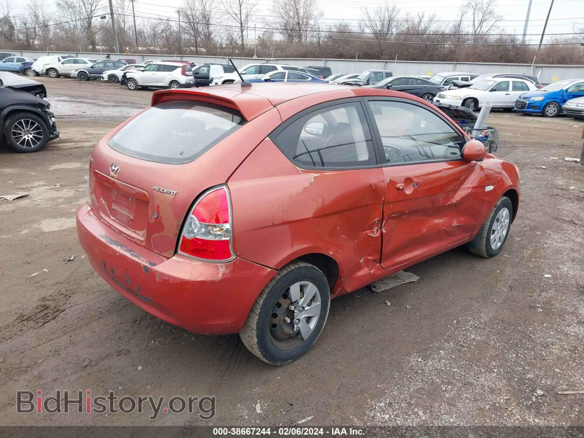 2008 HYUNDAI ACCENT - VIN: KMHCM36C28U063623 - Фото 4