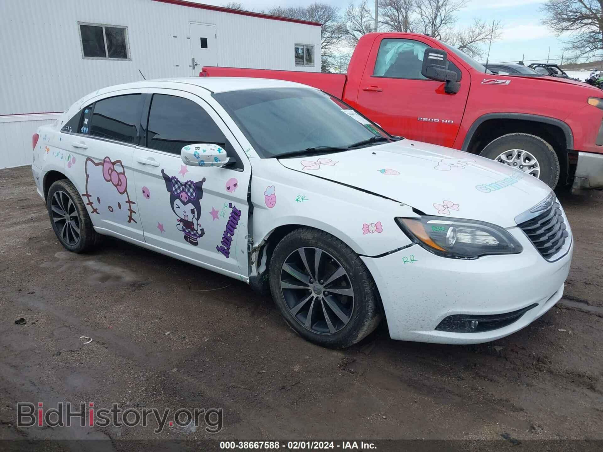 Photo 1C3BC8FG2BN566948 - CHRYSLER 200 2011