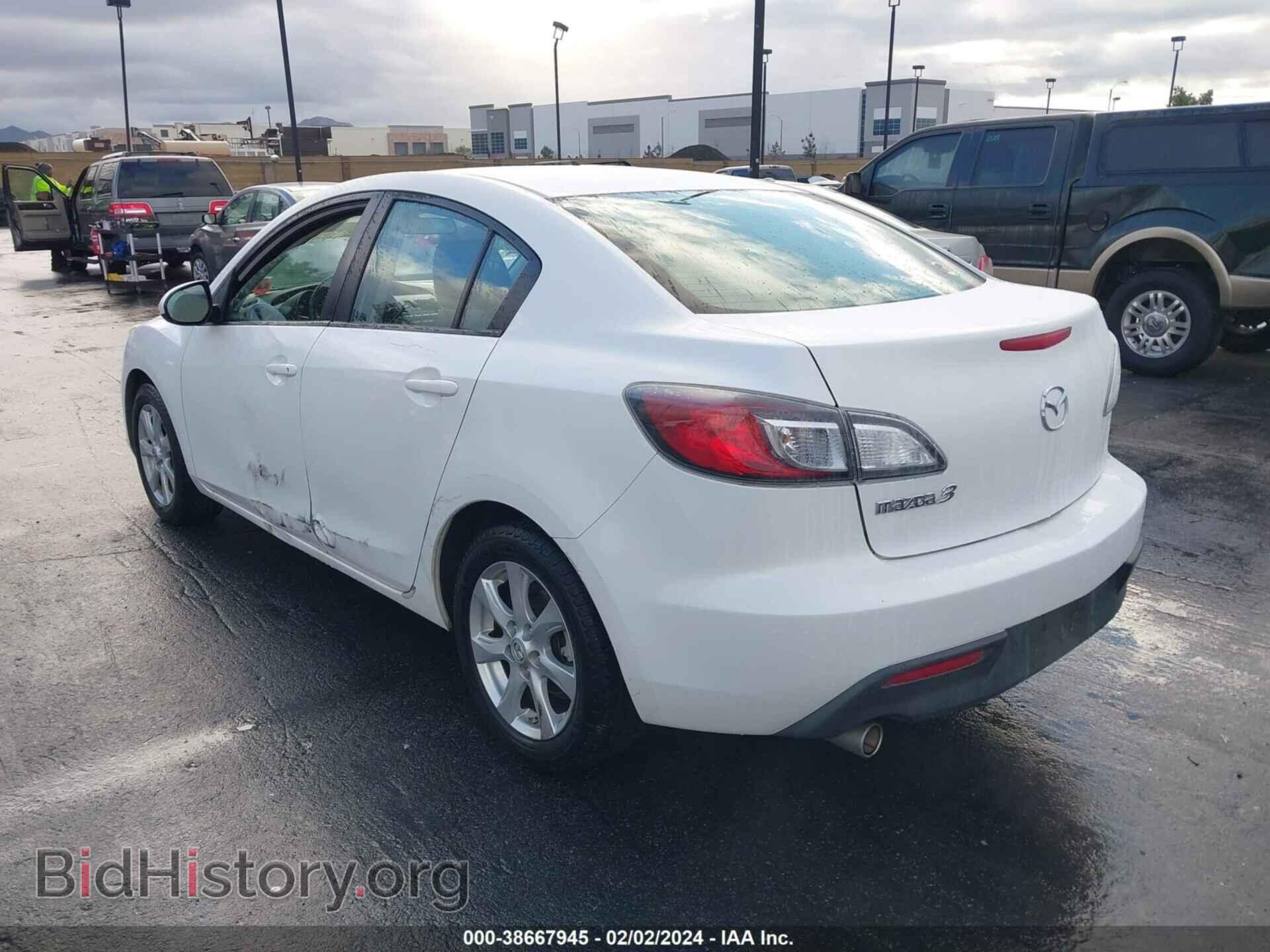 2011 MAZDA MAZDA3 - VIN: JM1BL1VG2B1409156 - Фото 3