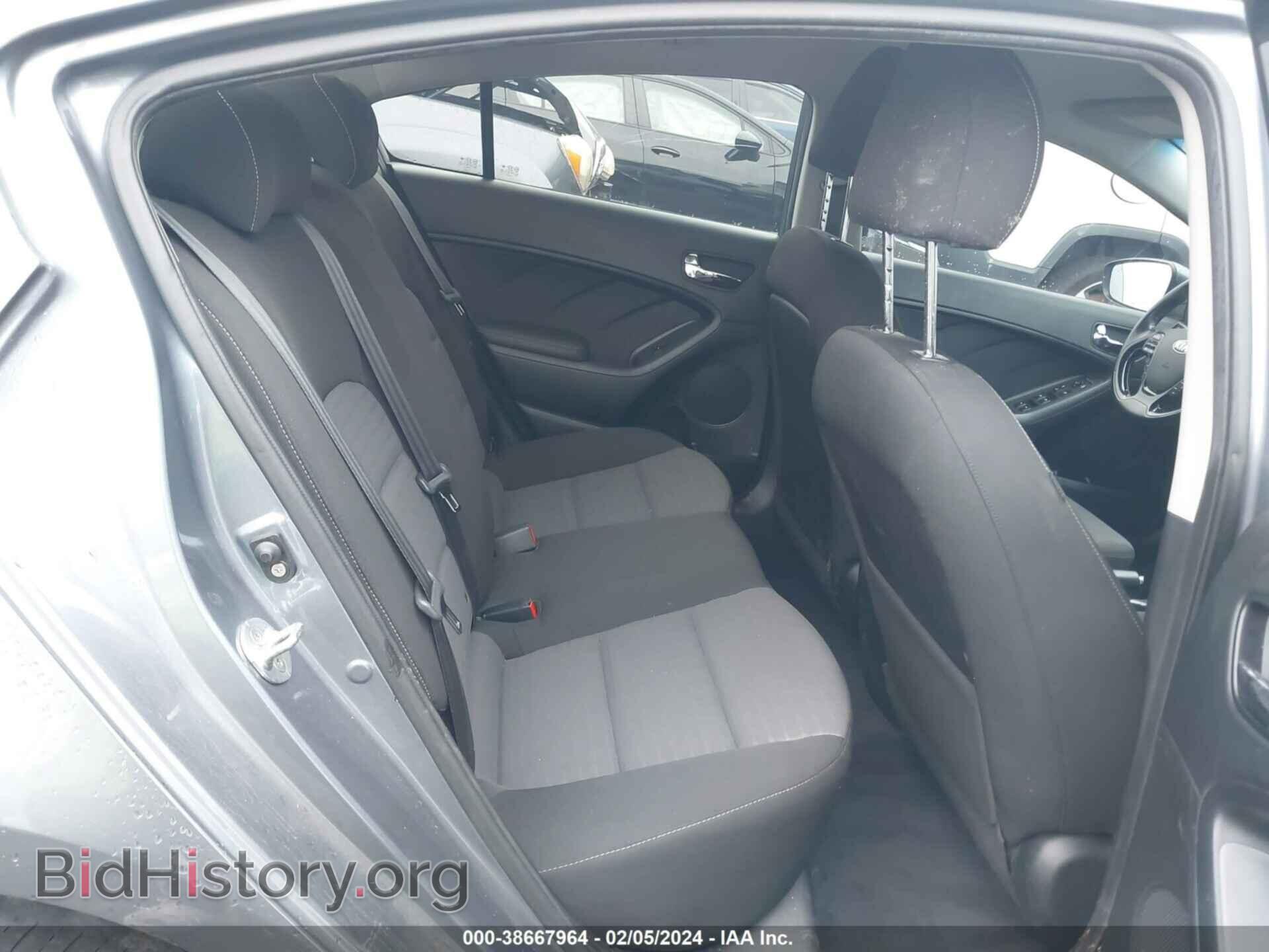 2017 KIA FORTE - VIN: 3KPFL4A72HE071160 - Фото 8