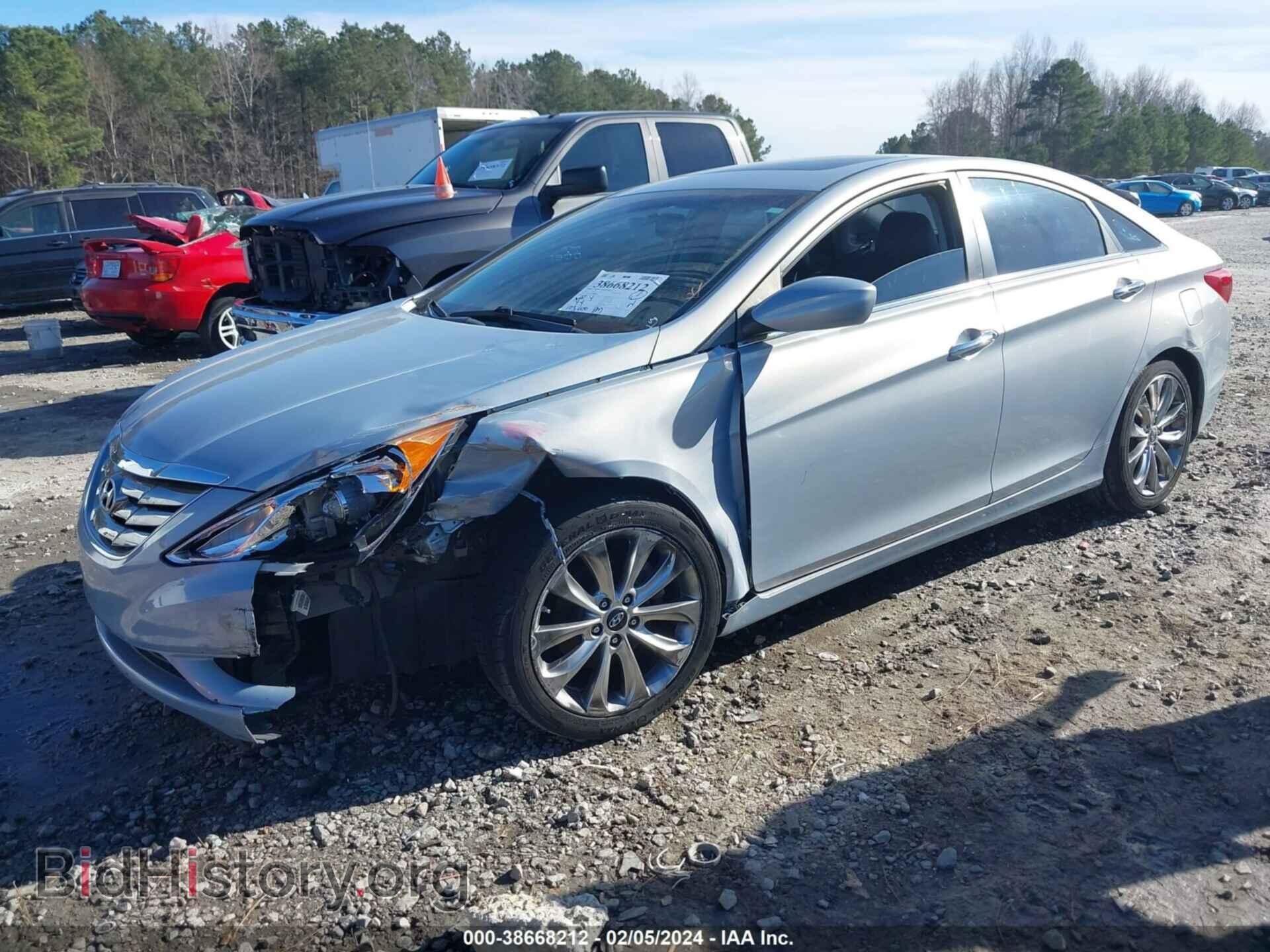 2013 HYUNDAI SONATA - VIN: 5NPEC4AC2DH572547 - Фото 2