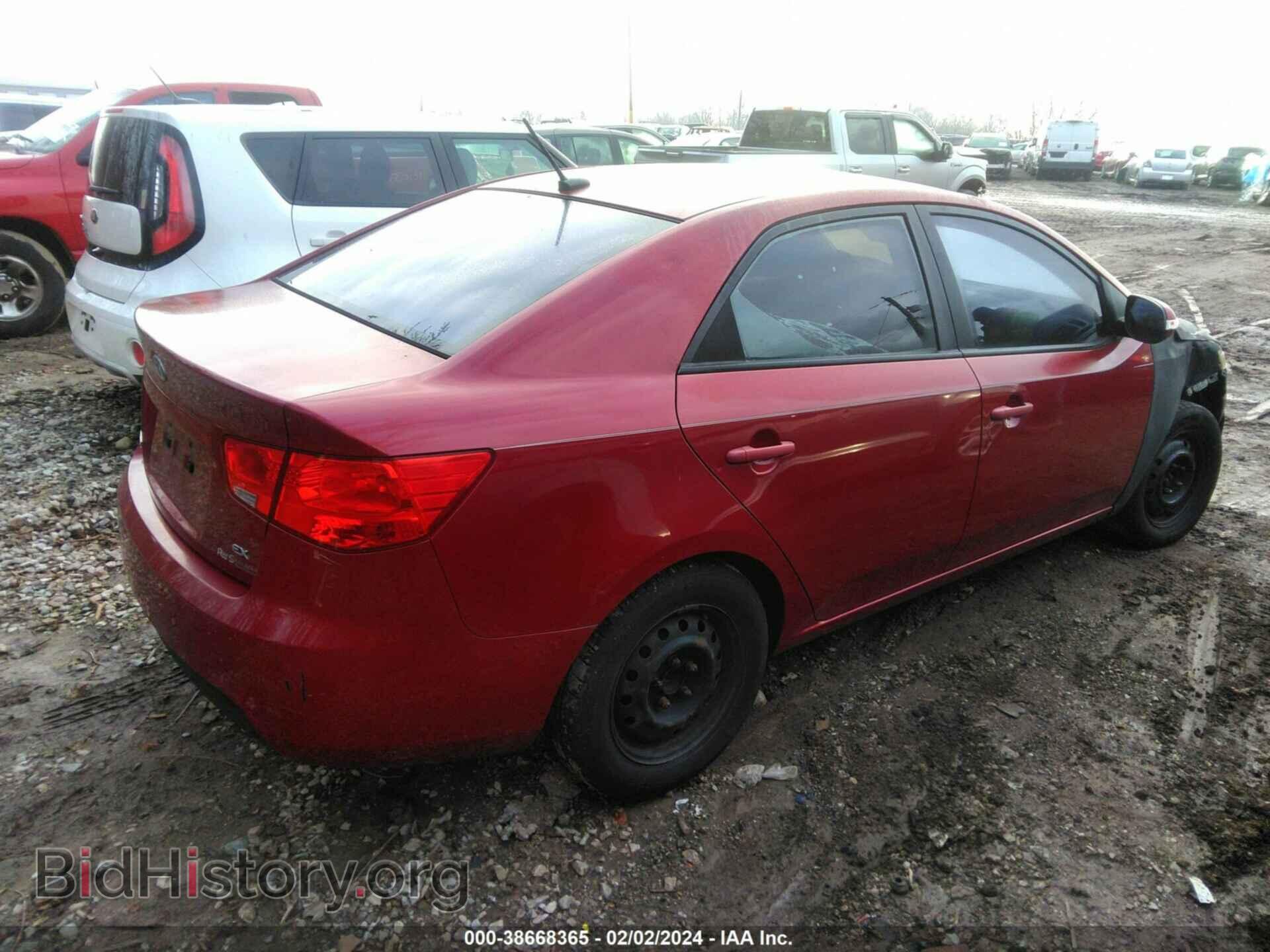 2010 KIA FORTE - VIN: KNAFU4A28A5111113 - Фото 4