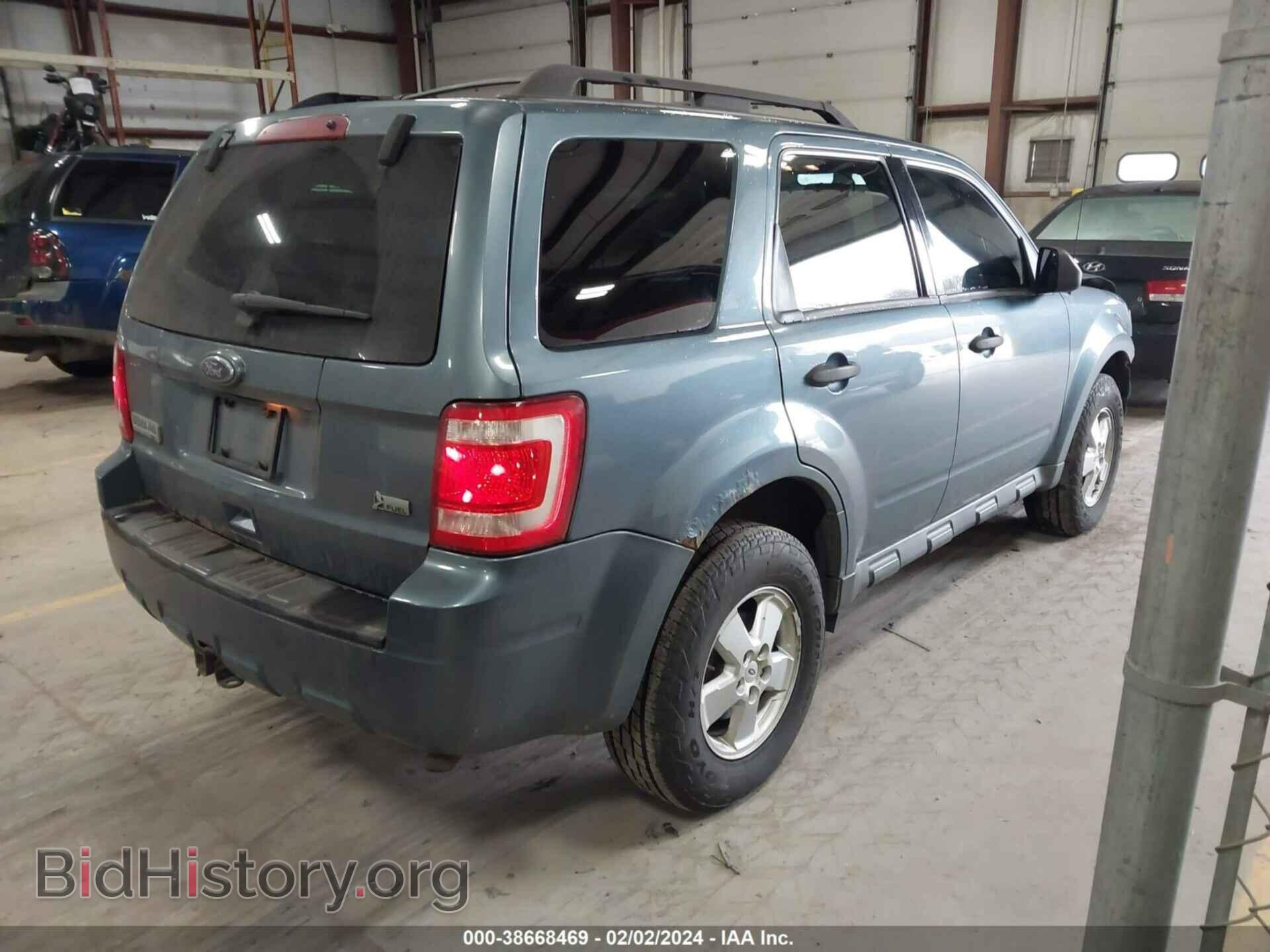 2010 FORD ESCAPE - VIN: 1FMCU0DG9AKA98858 - Фото 4