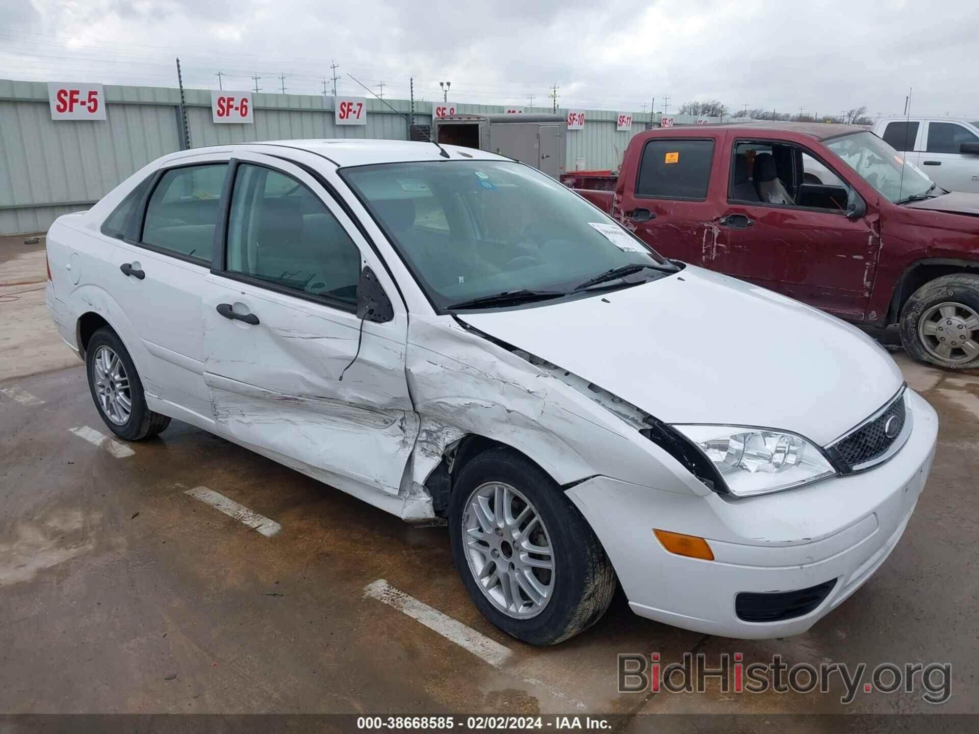 Photo 1FAFP34N37W254392 - FORD FOCUS 2007