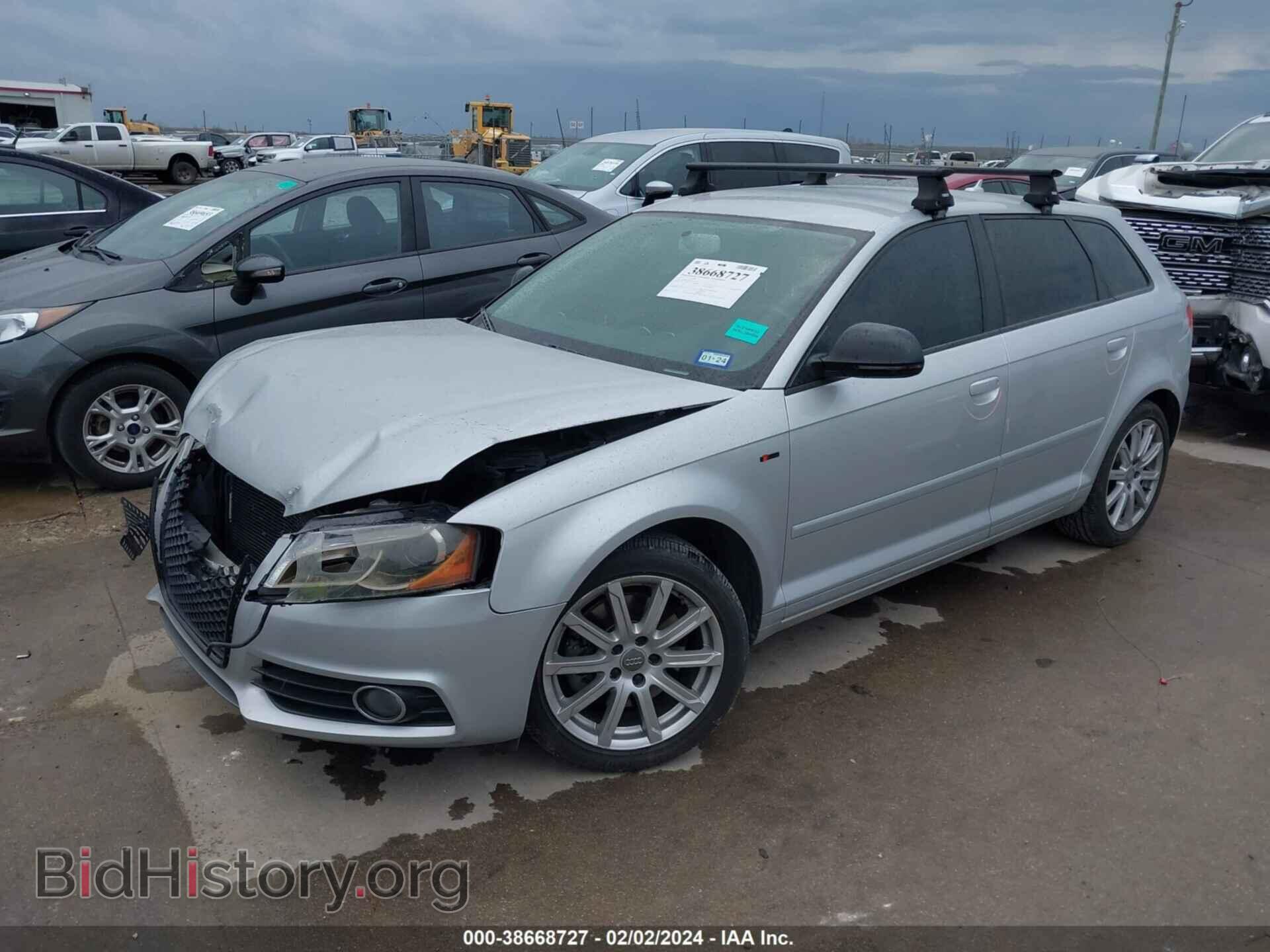 2010 AUDI A3 - VIN: WAUKFAFM7AA003719 - Фото 2