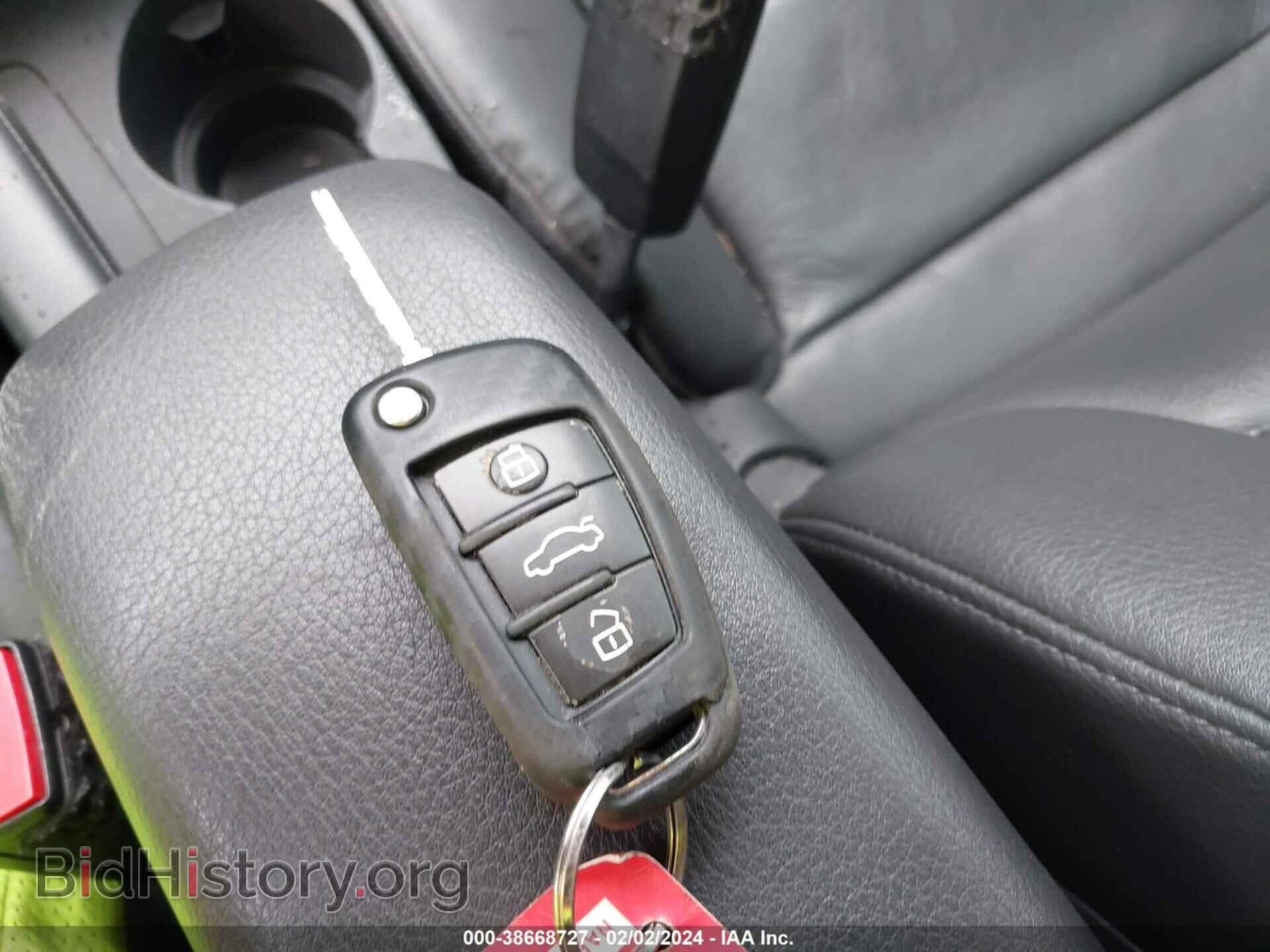 2010 AUDI A3 - VIN: WAUKFAFM7AA003719 - Фото 11