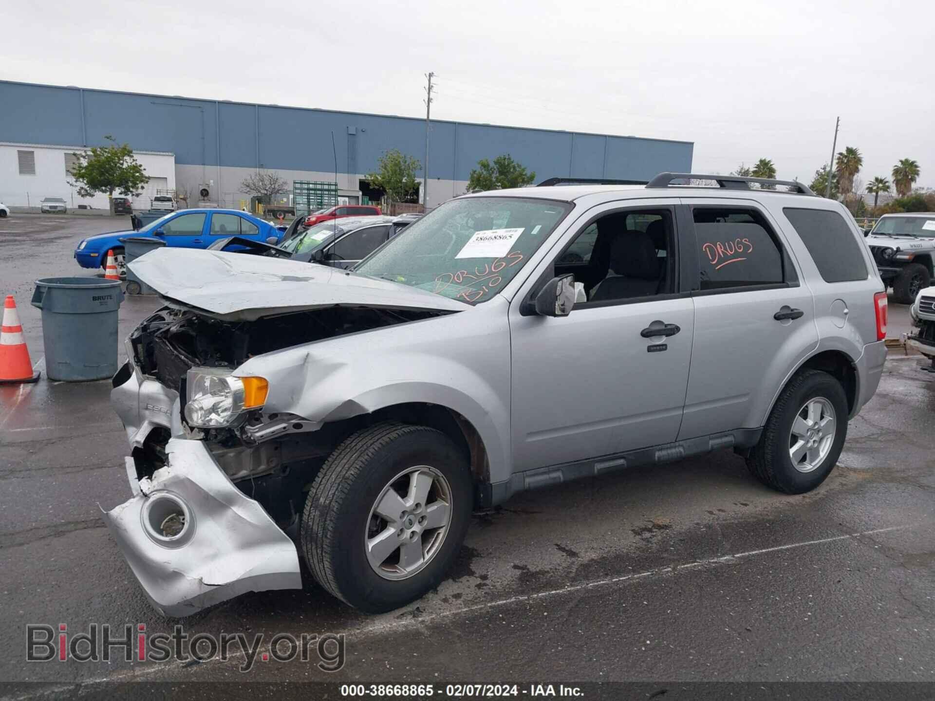 2012 FORD ESCAPE - VIN: 1FMCU0DG2CKA09148 - Фото 2