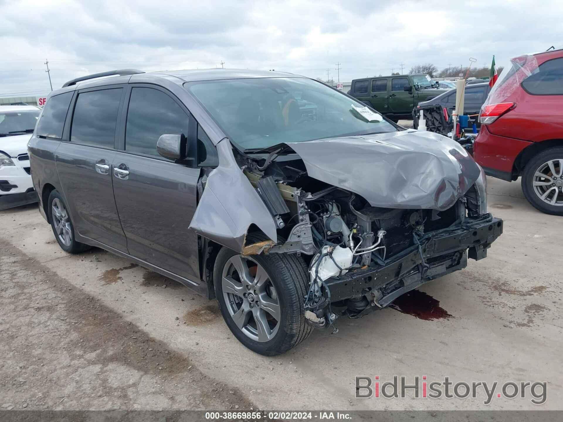 Photo 5TDXZ3DC0JS913351 - TOYOTA SIENNA 2018