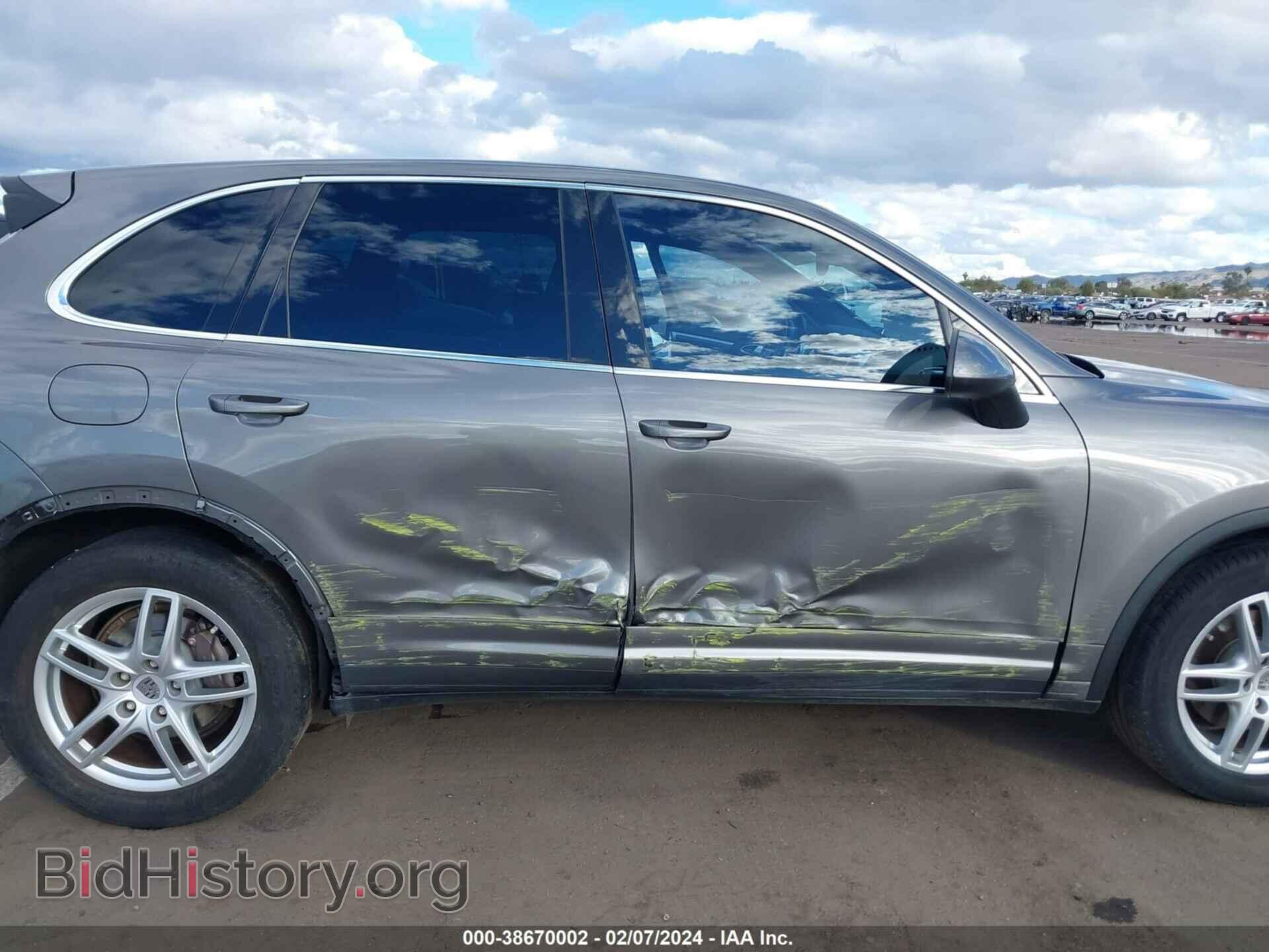 2011 PORSCHE CAYENNE - VIN: WP1AA2A21BLA04393 - Фото 6