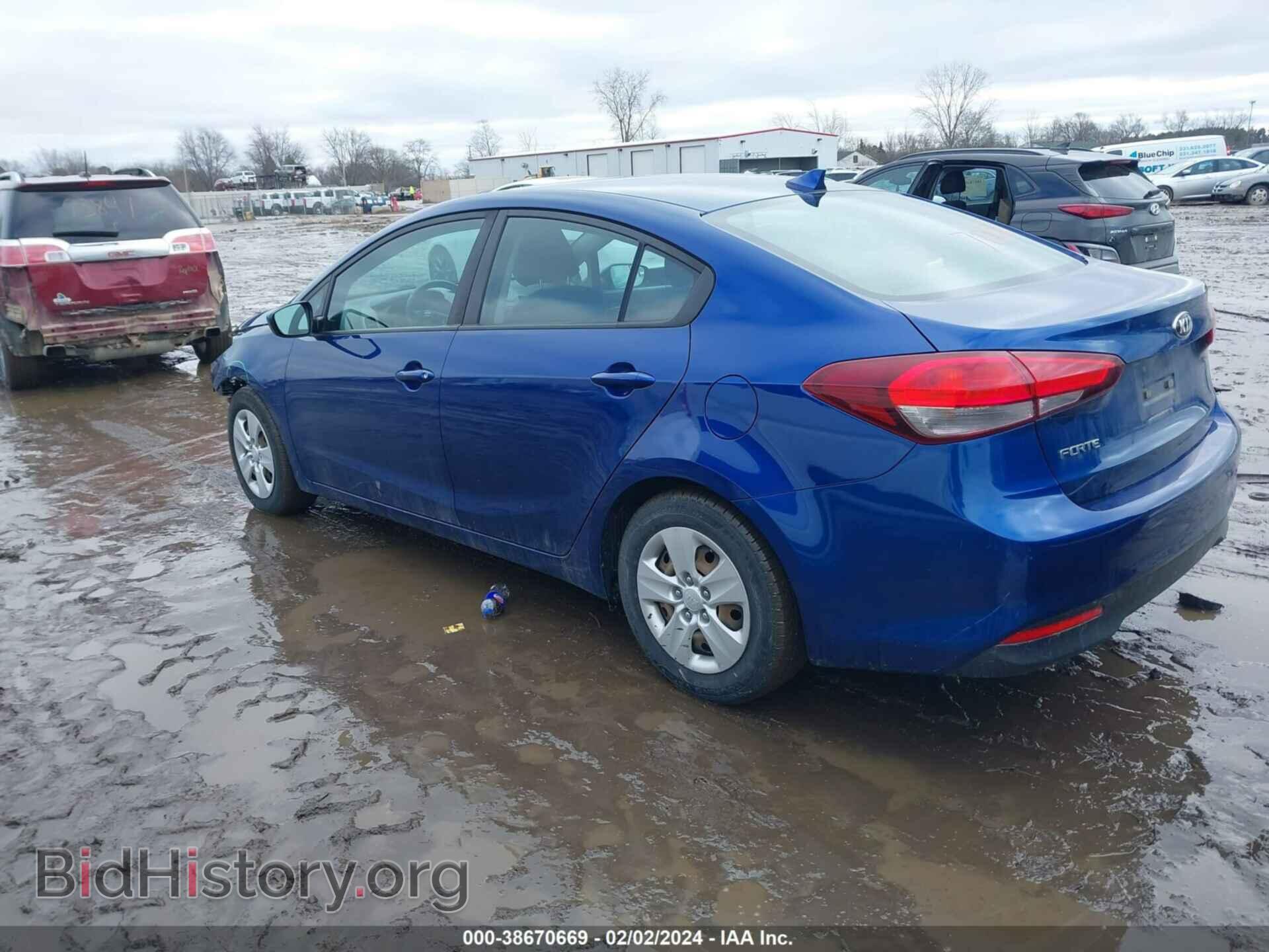 2017 KIA FORTE - VIN: 3KPFK4A71HE142657 - Фото 3