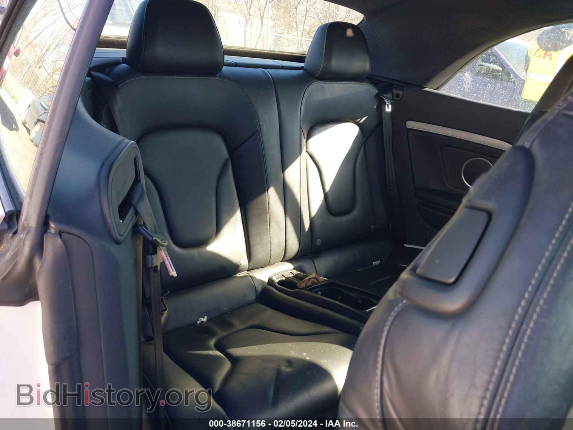 2011 AUDI S5 - VIN: WAUCGAFH6BN011860 - Фото 8