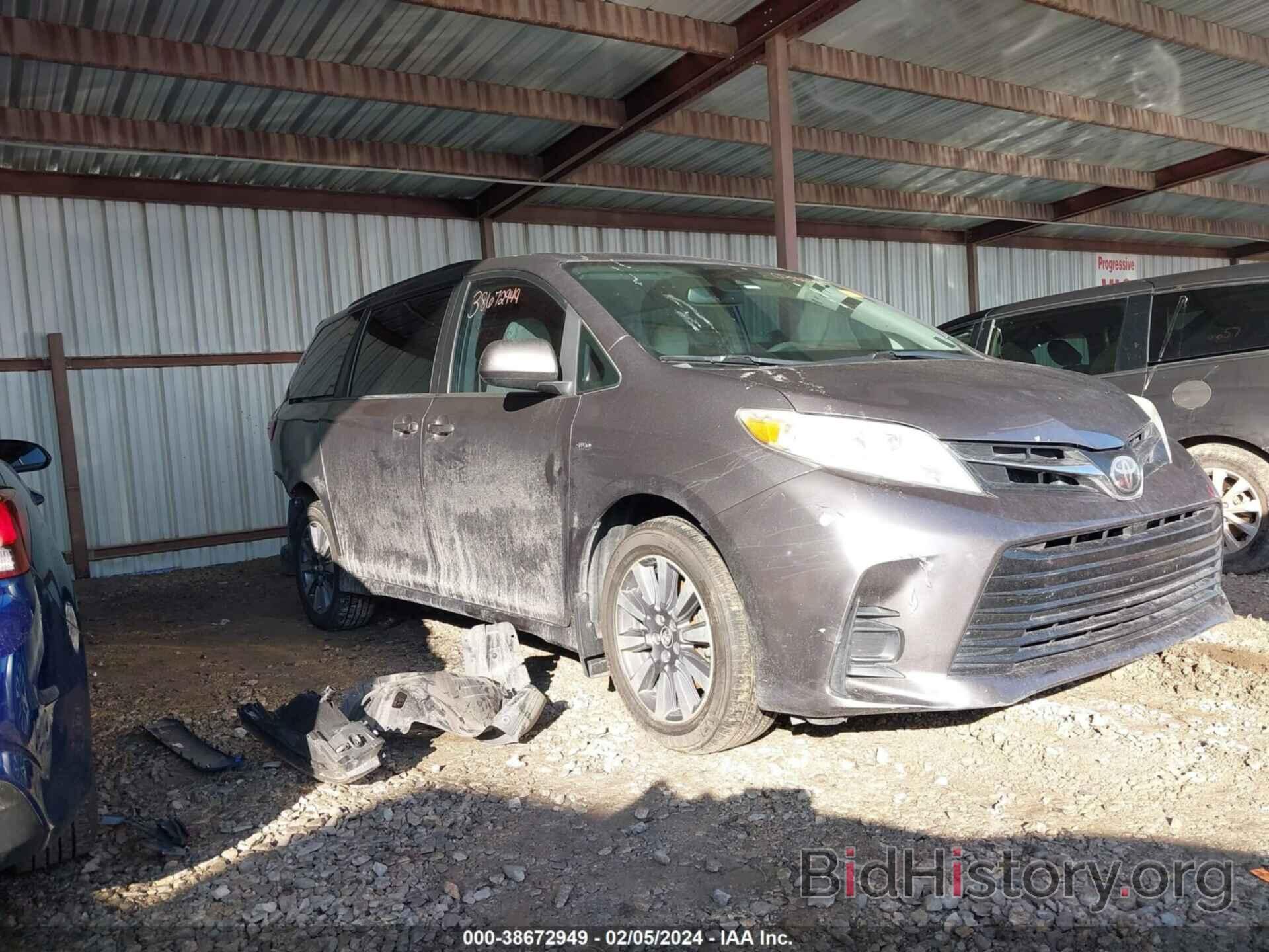 Photo 5TDJZ3DC1JS190440 - TOYOTA SIENNA 2018